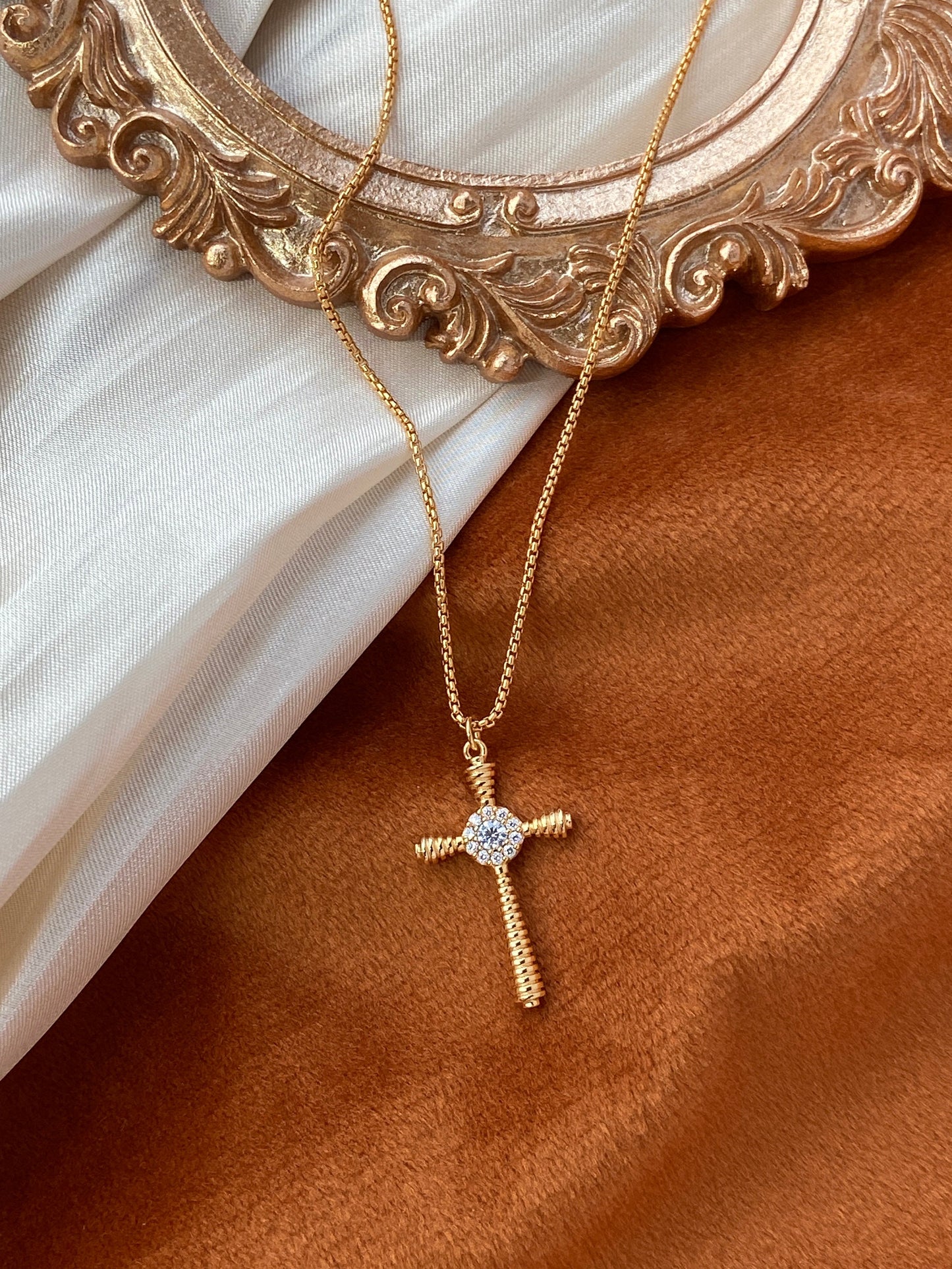 Shiny Gold Cross Pendant Necklace Thick Plating 18K Gold Plated 925 Sterling Silver Necklace Gift