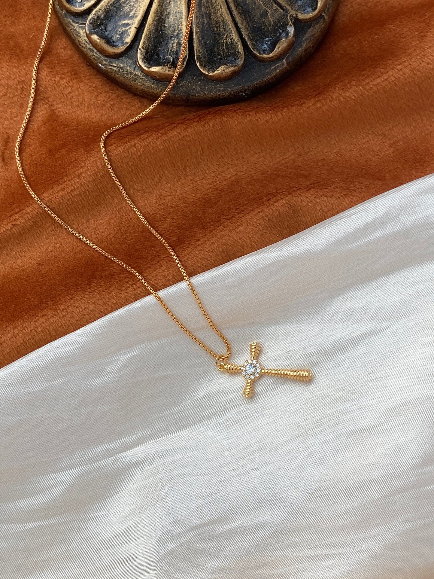 Shiny Gold Cross Pendant Necklace Thick Plating 18K Gold Plated 925 Sterling Silver Necklace Gift