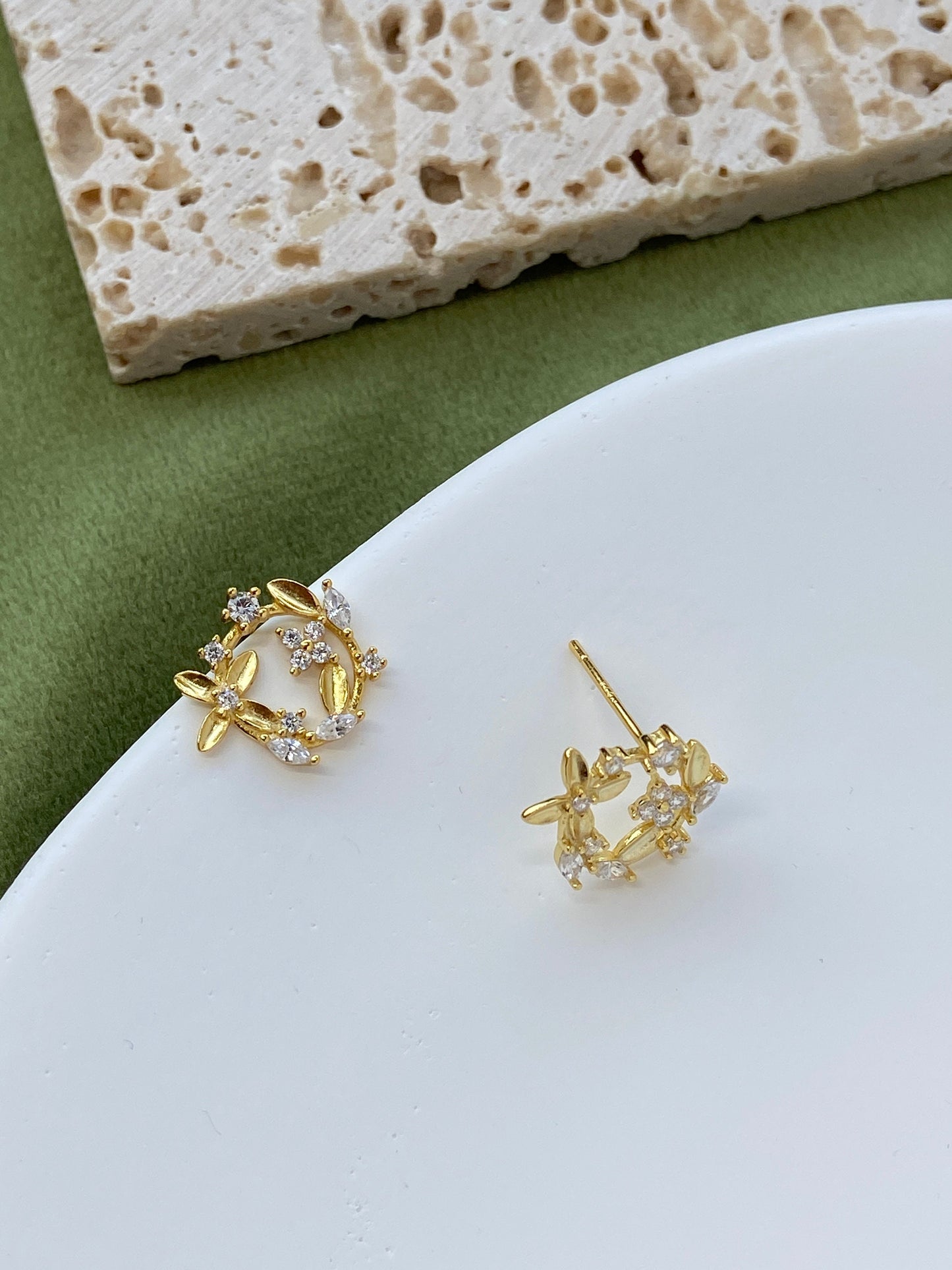 925 Sterling Silver Flower Earrings, Gold Flower Earrings, Dainty Leaf Stud earrings, Eternal Flower Stud Earrings, 14K Gold Plated Earrings