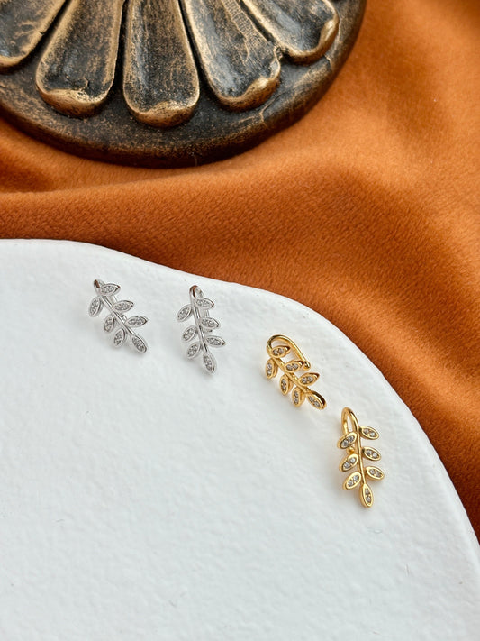 Dainty Leaf Ear Cuff, Golden Leaf Non-piercing Earrings, Silver Plant Jewelry, 14K Gold Plated 925 Sterling Silver Jewellery