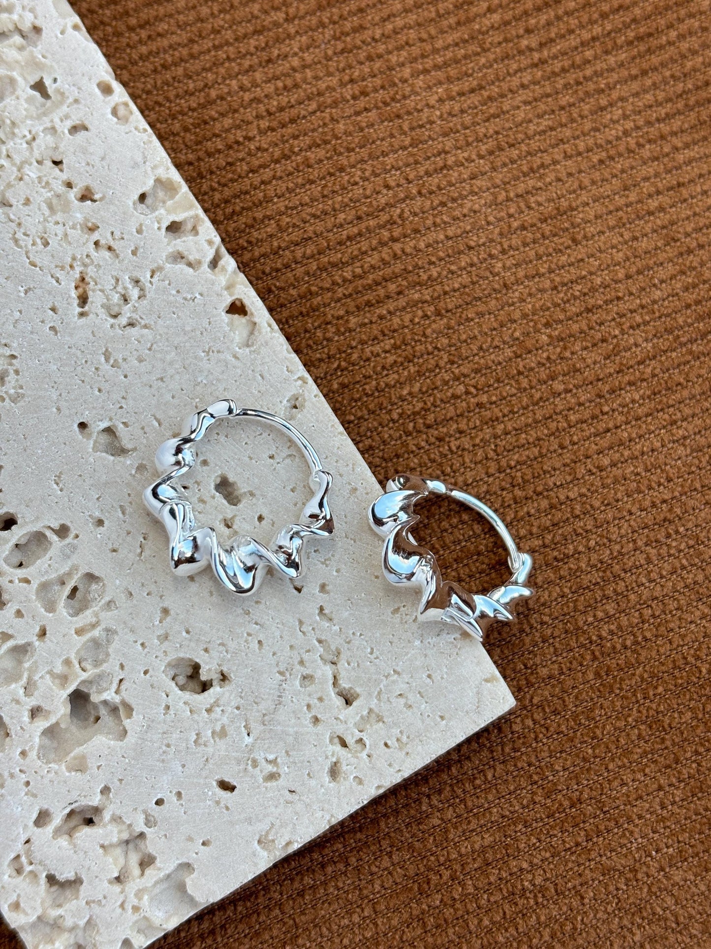 Dainty Spiral Earrings, Twisted Huggie, Hoop Statement Earrings, Basic Daily Twist Hoops, 925 Sterling Silver Jewellery, Minimalist Jewelry