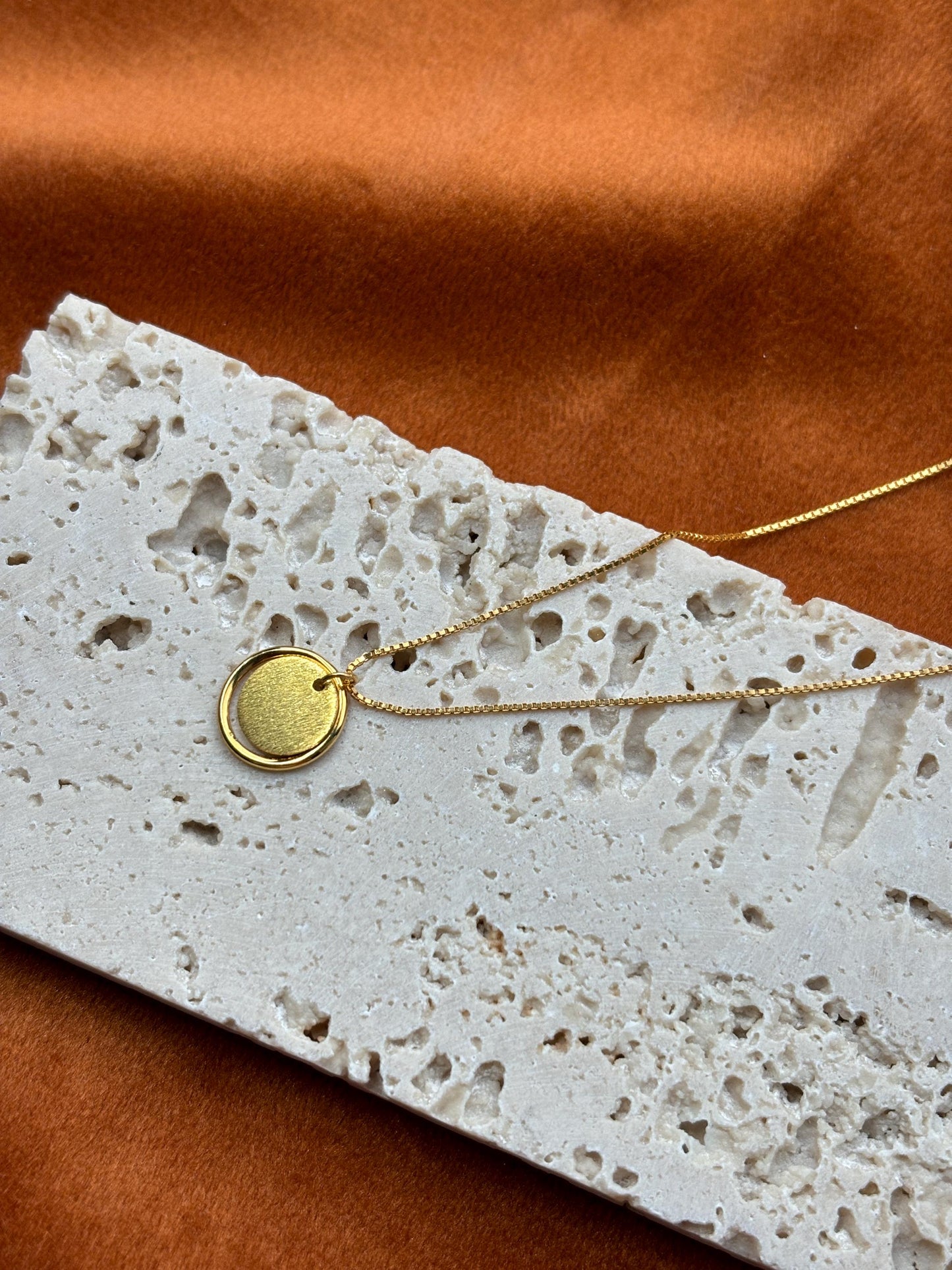 Basic Silver Clavicle Plain Round Disc Charm Pendant Necklace, Golden Minimalist Dainty Daily Jewelry, 24K Gold Plated 925 Silver Jewellery