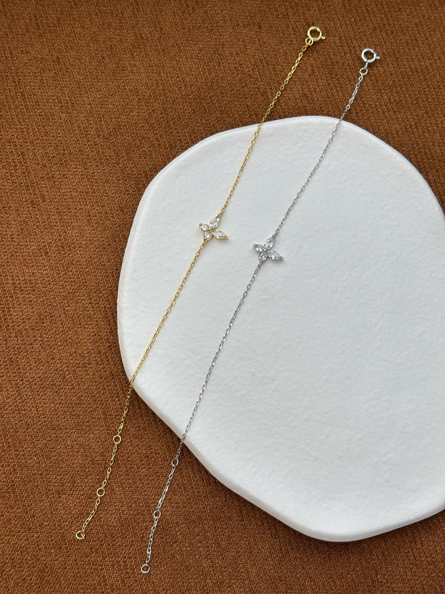 Dainty Butterfly Bracelet, Silver Floral Chain Bracelet, 14K Gold Plated Sterling Silver Flower Jewellery, Elegant Four Leaf Clover Jewelry