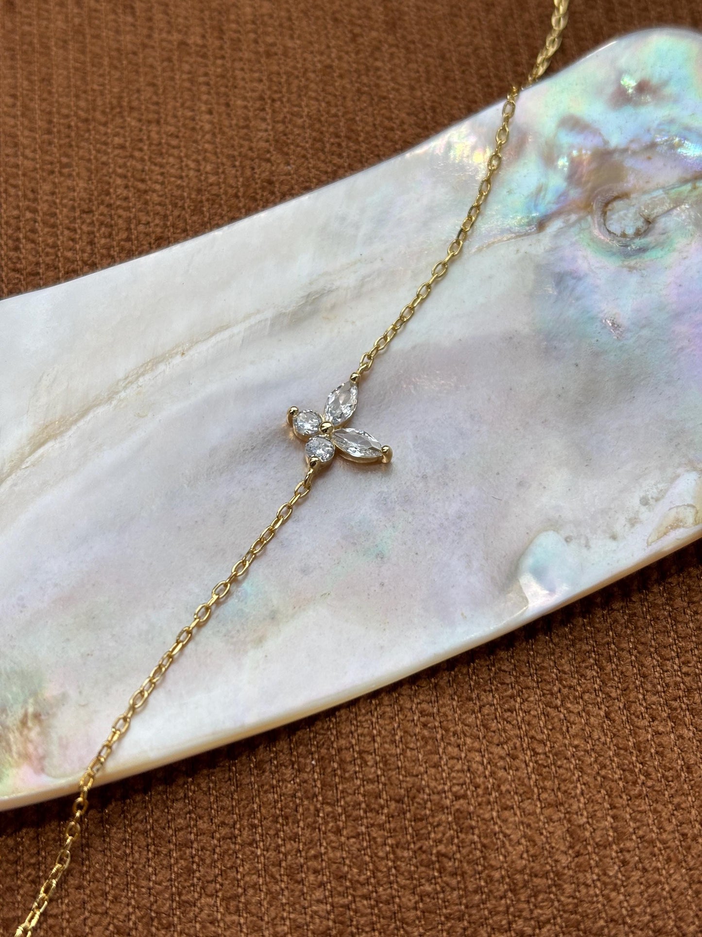 Dainty Butterfly Bracelet, Silver Floral Chain Bracelet, 14K Gold Plated Sterling Silver Flower Jewellery, Elegant Four Leaf Clover Jewelry