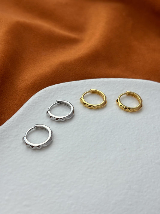 Silver Pyramid Hoop Earrings, Dainty Ridge Huggie, Golden Ribbed Minimalist Daily Basic Jewelry, 18K Gold Plated Sterling Silver Jewellery