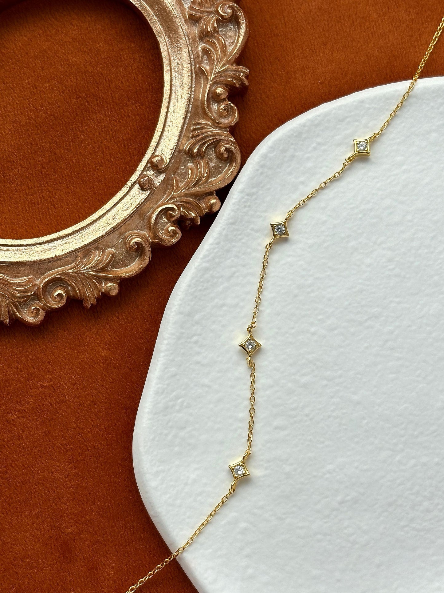 Dainty Star Bracelet, Golden Four Point Star Charm Bracelet, Shiny Elegant Tiny Star Celestial Jewelry, Gold Plated 925 Silver Jewellery
