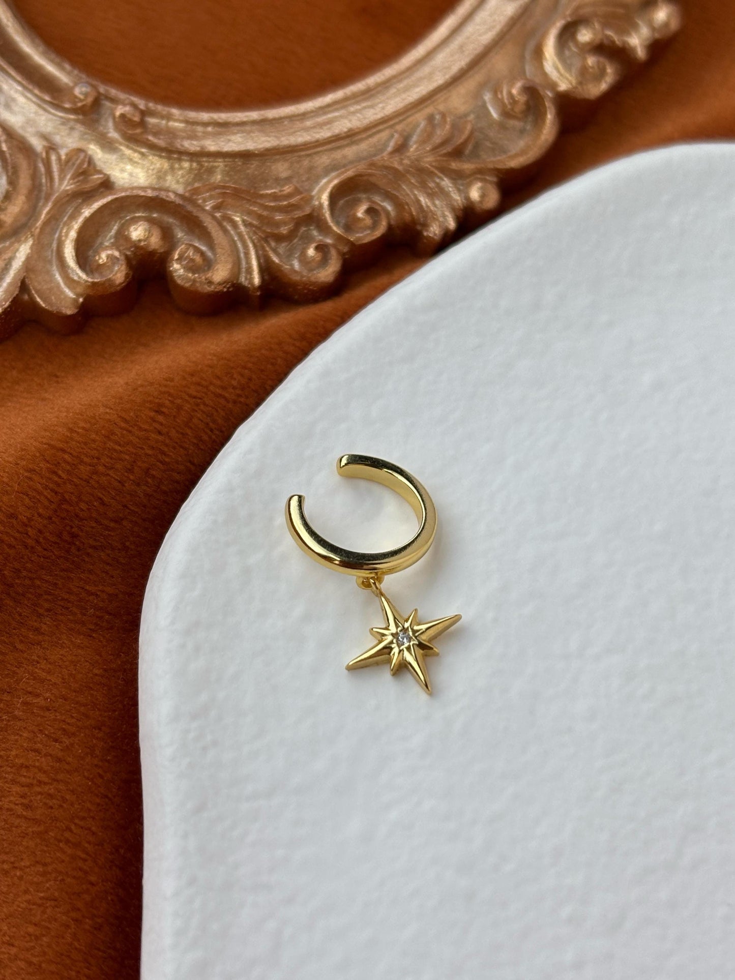 Gold Plated 925 Sterling Silver Star Ear Cuff, Golden North Star Ear Cuffs Jewelry, Daily Drop Star Non-Piercing Earrings, Dainty Jewellery