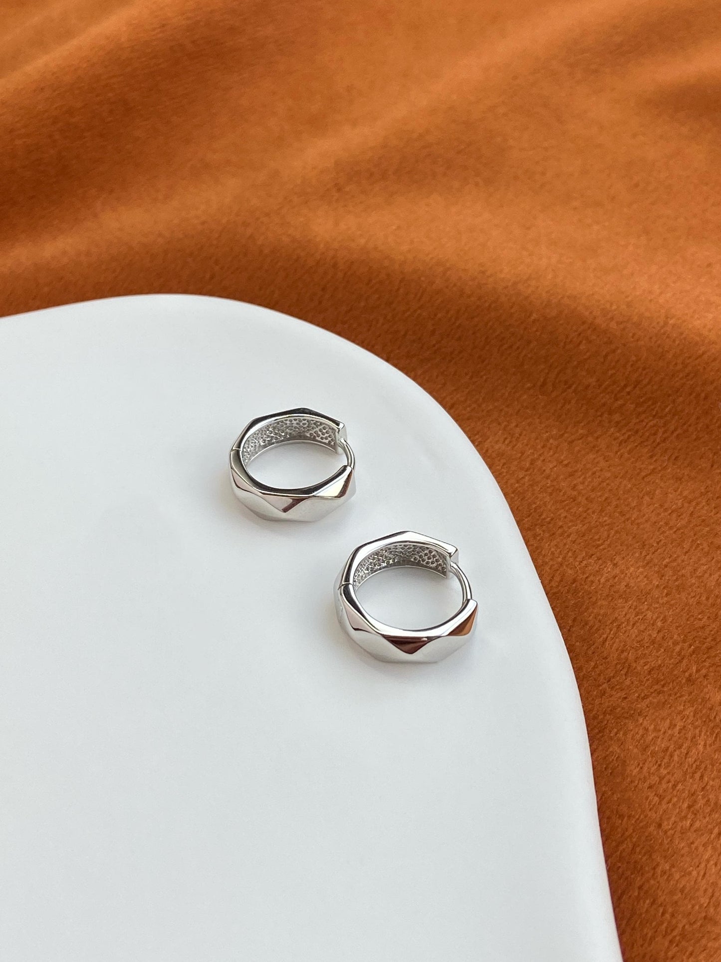 Faceted Silver Hoop Earrings, Dainty Chunky Huggie, Golden Geometric Minimalist Daily Basic Jewelry, Gold Plated Sterling Silver Jewellery