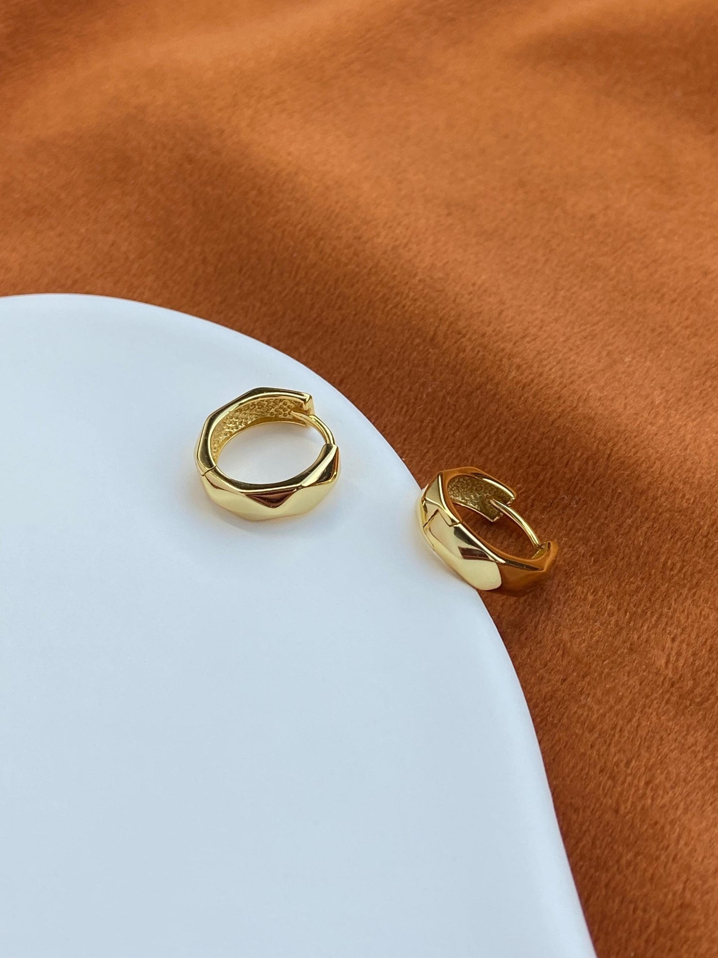 Faceted Silver Hoop Earrings, Dainty Chunky Huggie, Golden Geometric Minimalist Daily Basic Jewelry, Gold Plated Sterling Silver Jewellery