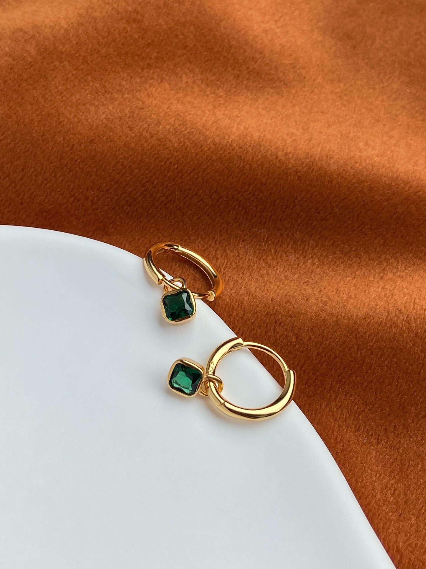 Retro Square Emerald Hoop Earrings, Vintage Green Stone Dangle Drop Earrings, Golden Dainty Elegant Jewelry, Gold Plated Silver Jewellery