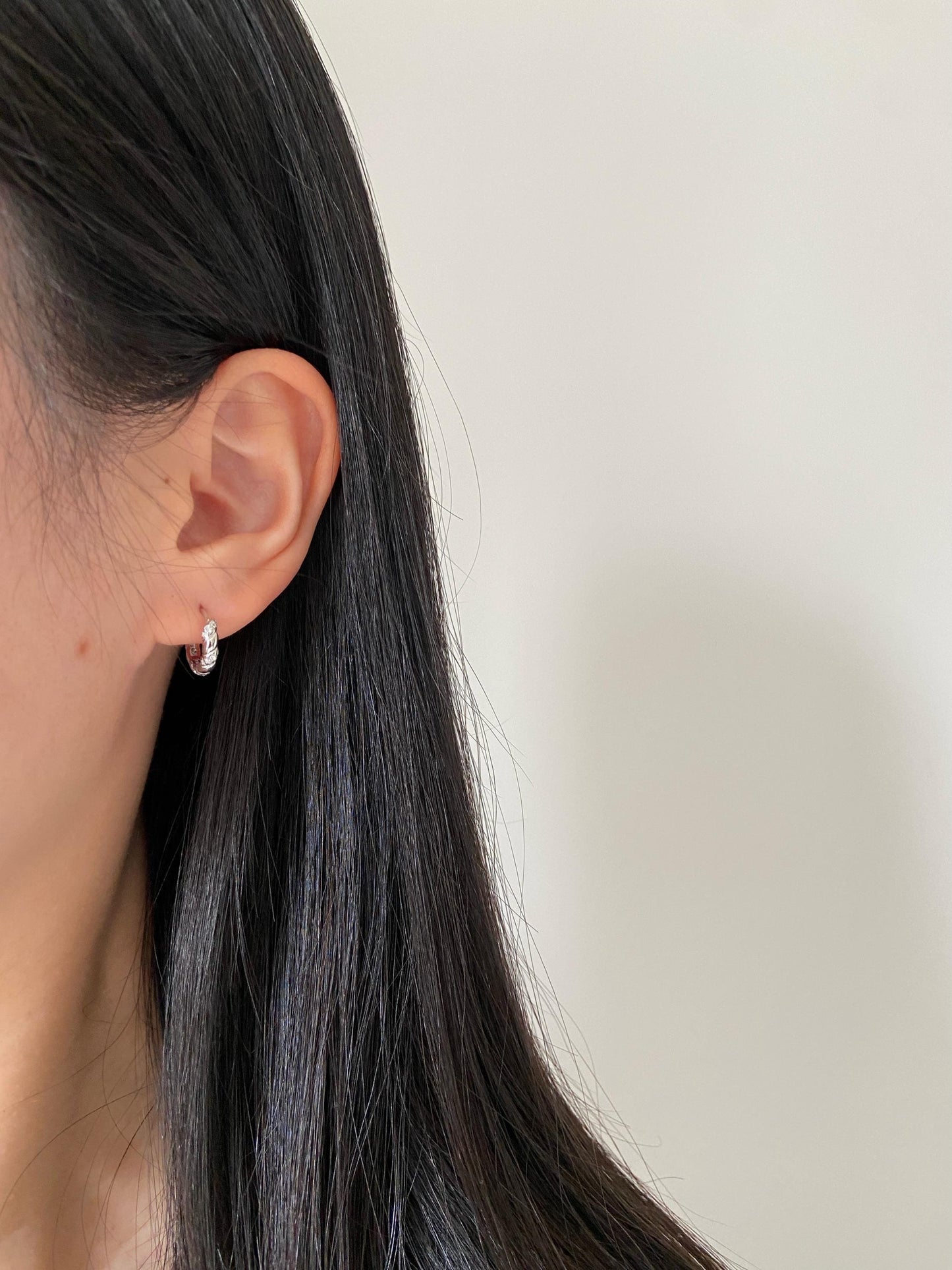 Dainty Silver Twist Hoops, Golden Spiral Earrings, Twisted Huggie Jewelry, Shiny Daily Basic Hoop, 18K Gold Plated Sterling Silver Jewellery