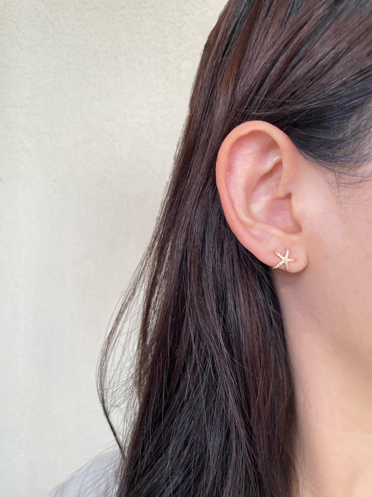 Shiny Silver Starfish Stud Earrings, Dainty Golden Star Studs, 18K Gold Plated 925 Sterling Silver Jewellery, Sparkling Celestial Jewelry