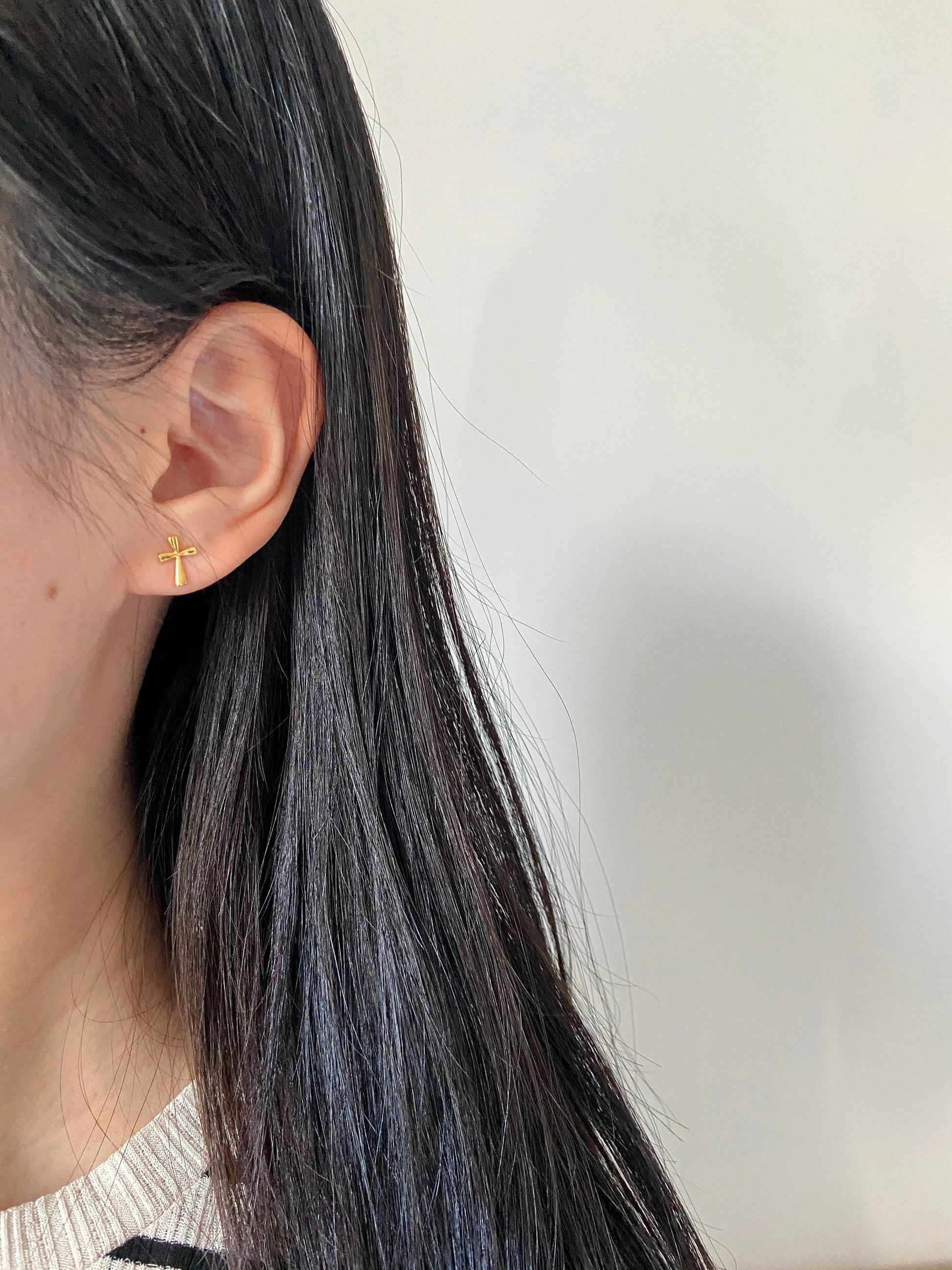 Cute Mini Cross Stud Earrings, Minimalist Tiny Cross Studs Jewelry, 14K Gold Plated 925 Sterling Silver Basic Classic Jewellery