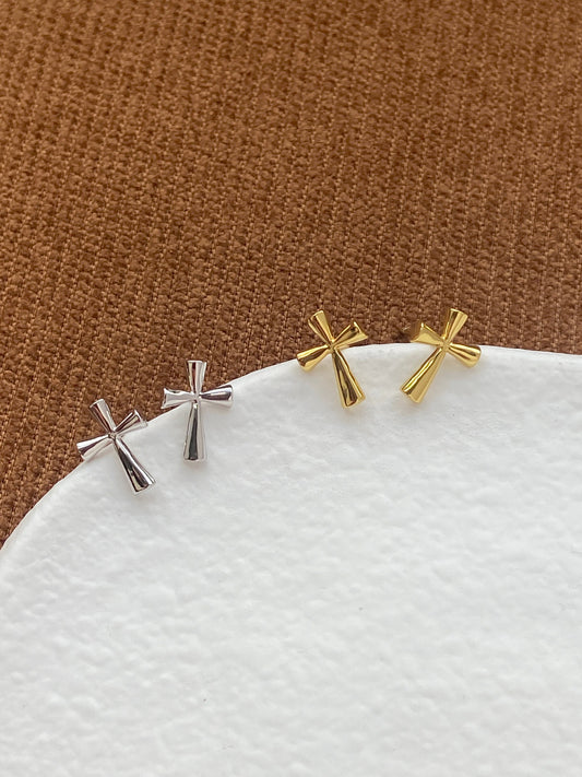 Cute Mini Cross Stud Earrings, Minimalist Tiny Cross Studs Jewelry, 14K Gold Plated 925 Sterling Silver Basic Classic Jewellery