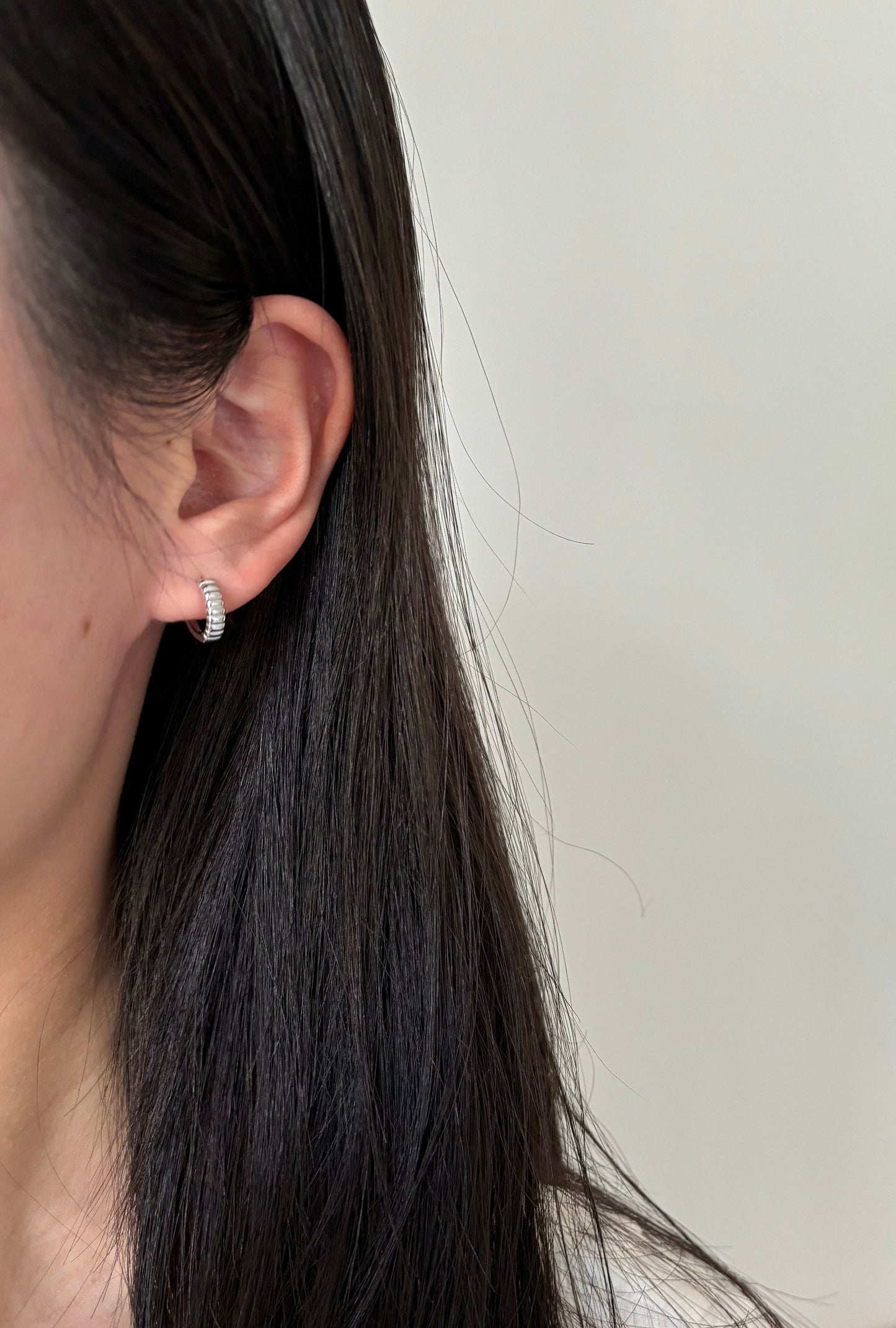 Dainty Ridge Huggie, Golden Ribbed Hoop Earrings, Silver Minimalist Daily Basic Jewelry, 14K Gold Plated 925 Sterling Silver Jewellery