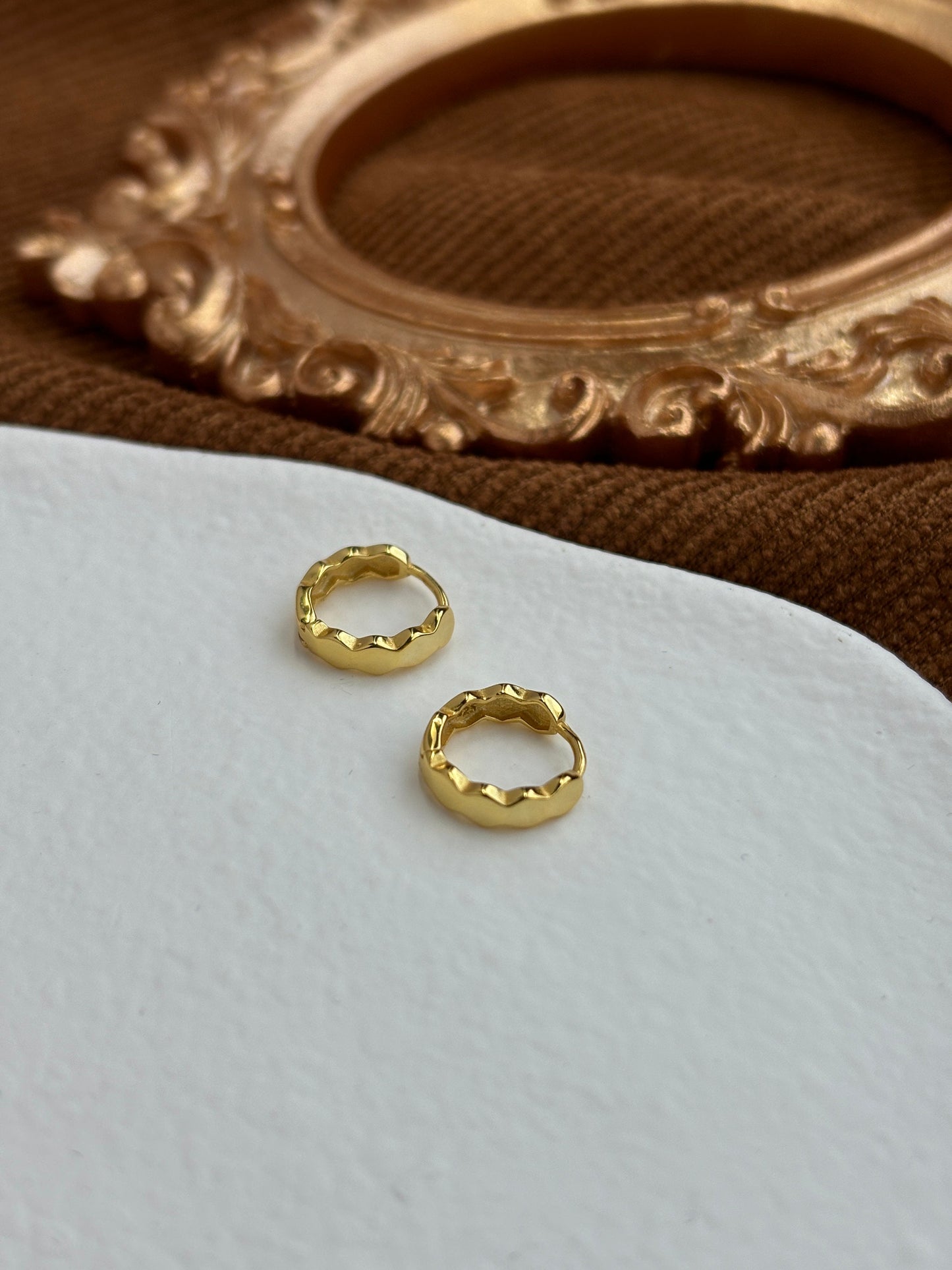 Dainty Beehive Huggie, Golden HoneyComb Hoop Earrings, Silver Basic Hexagonal Jewelry, 14K Gold Plated 925 Sterling Silver Jewellery