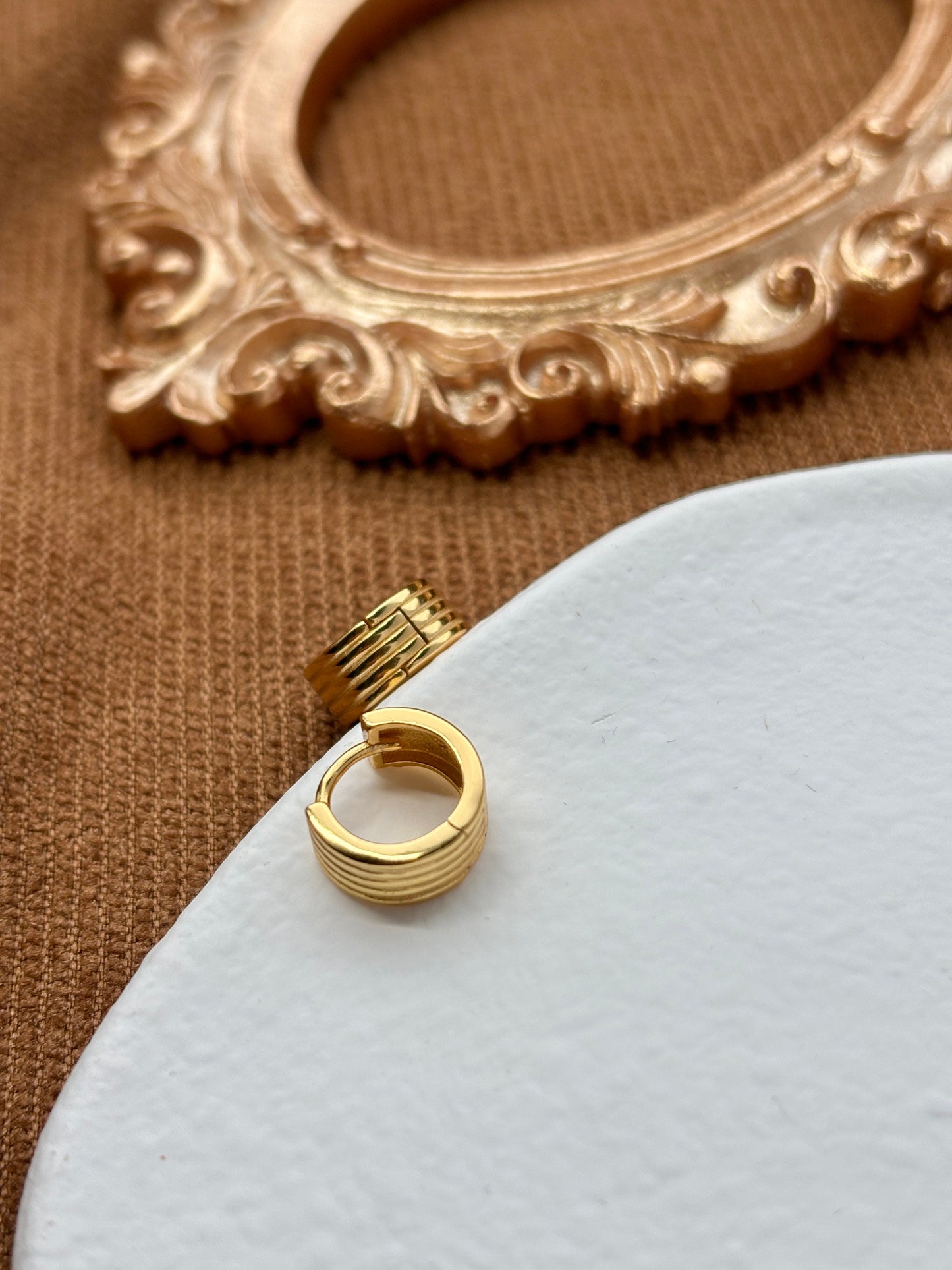 Chunky Ridge Huggie, Golden Ribbed Hoop Earrings, Silver Minimalist Daily Basic Jewelry, Daily 18K Gold Plated 925 Sterling Silver Jewellery