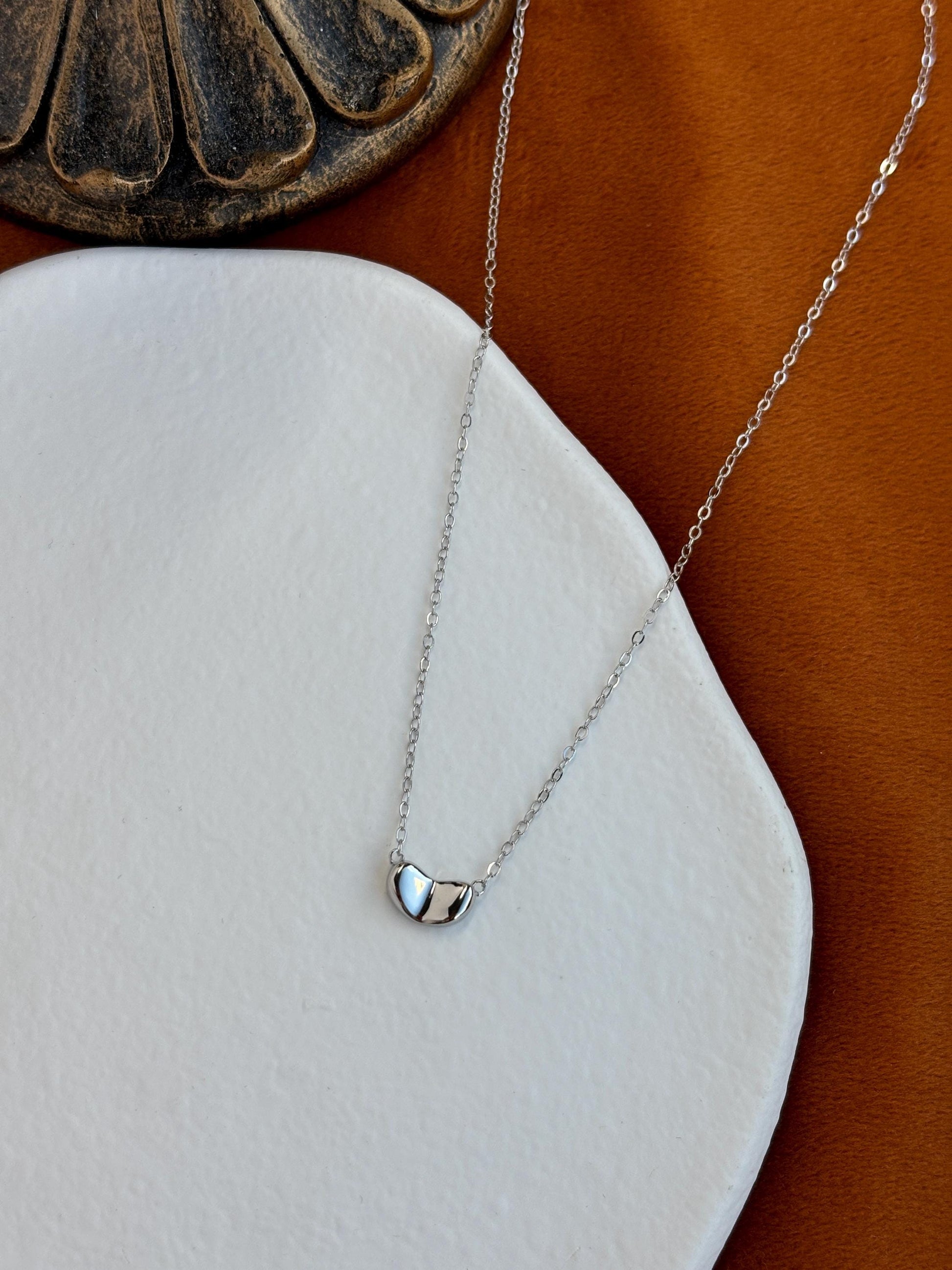 Basic Silver Heart Clavicle Necklace, Golden Heart Pendant Jewellery, Minimalist Love Necklace, Dainty Mini Pea Jewelry, 14K Gold Plated