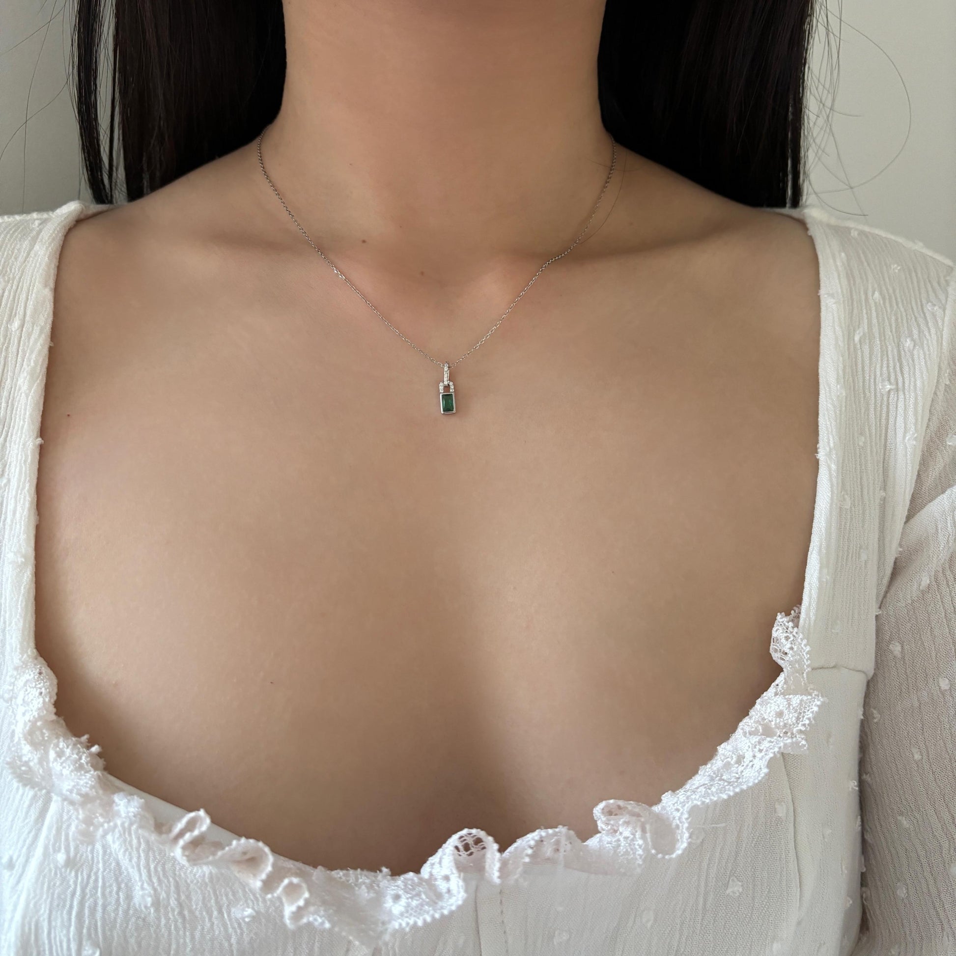 Green Emerald Lock Pendant, Rectangle Green Stone Golden Chain Clavicle Necklace Jewellery, Dainty Elegant Retro Vintage Silver Jewelry