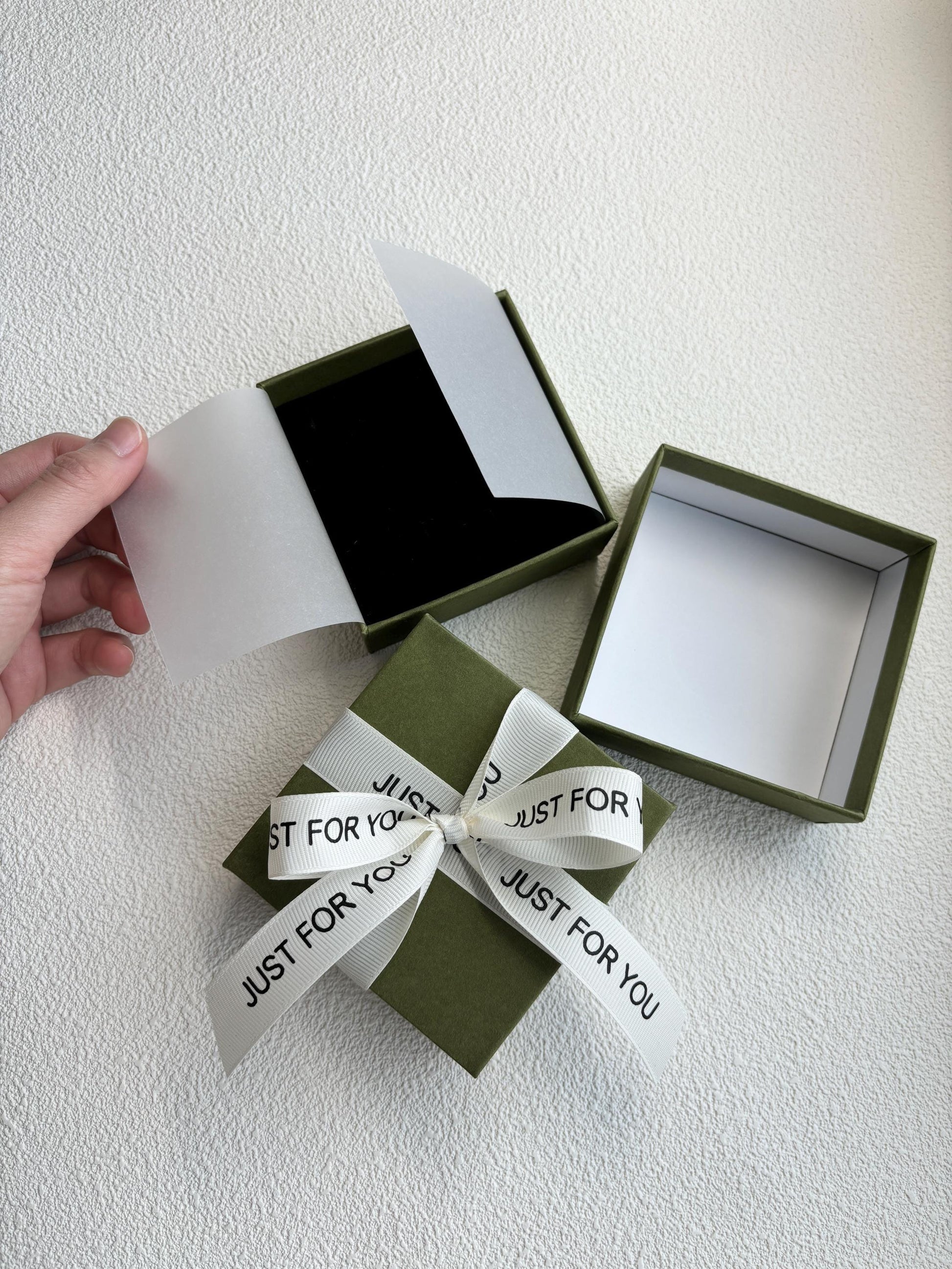 Jewellery Gift Boxes, High Quality Jewelry Gift Box With Ribbon For Earrings Bracelet, Luxury Padded Cardboard Velvet Necklace Box