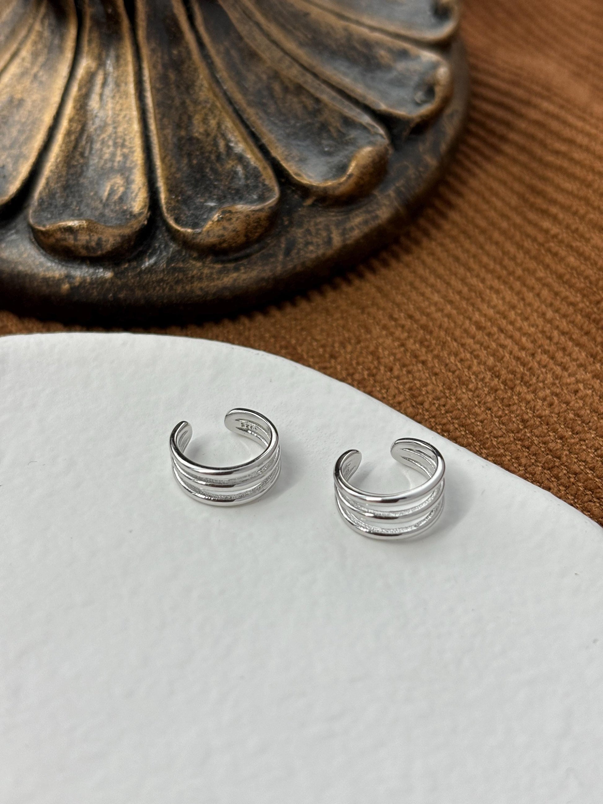 Daily Minimalist Triple Band Ear Cuff, Multilayer Three Row Non-Piercing Earrings, Gold Plated Silver Jewelry, Everyday Simple Jewellery