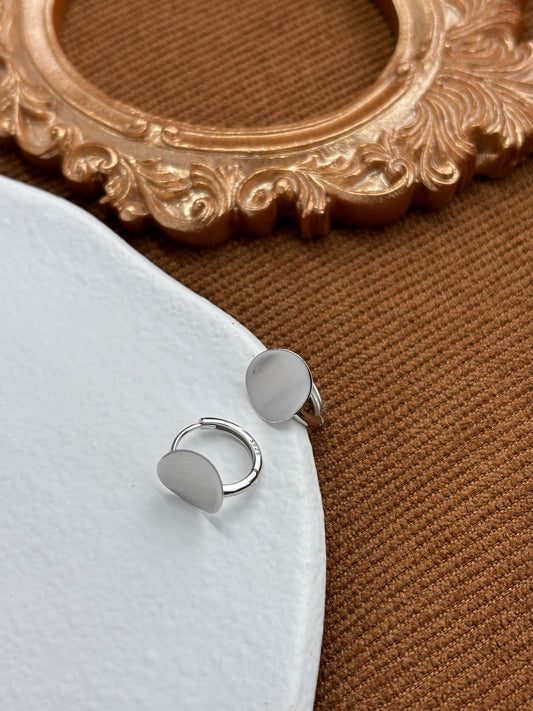 Plain Round Disc Hoop Earrings, Dainty Minimalist Oval Huggie, Elegant Silver Jewelry, Daily 18K Gold Plated 925 Sterling Silver Jewellery