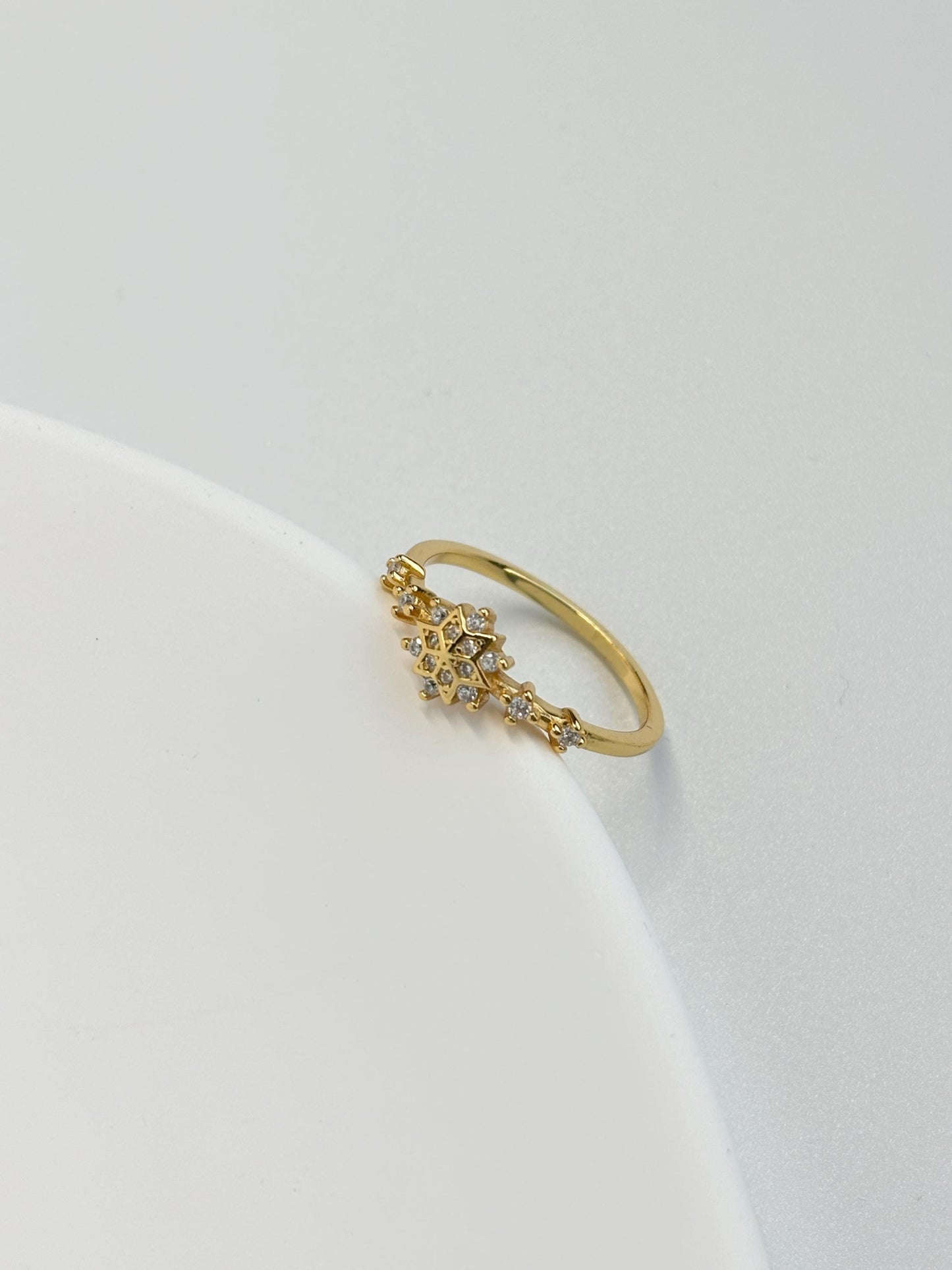 Golden Snowflake Ring, Christmas Shiny North Star Rings, Sparkling Gold Star Jewelry, Dainty Celestial Zircon Ring, Luxury Elegant Jewellery