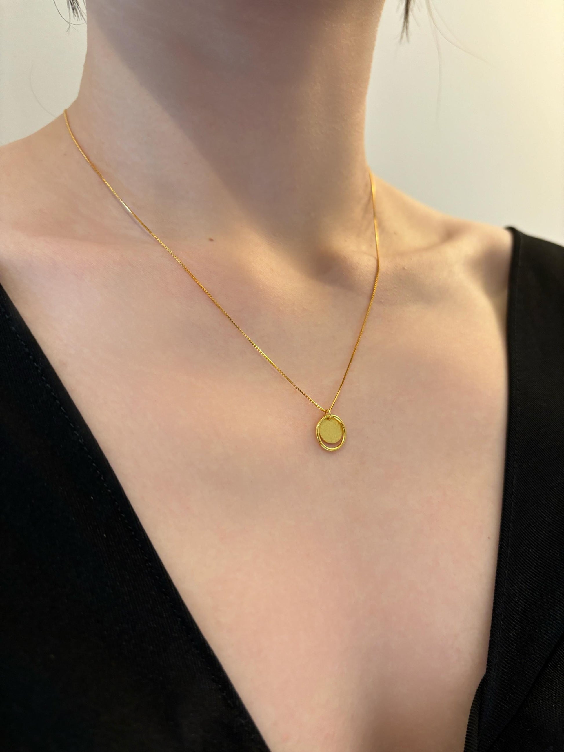 Basic Silver Clavicle Plain Round Disc Charm Pendant Necklace, Golden Minimalist Dainty Daily Jewelry, 24K Gold Plated 925 Silver Jewellery