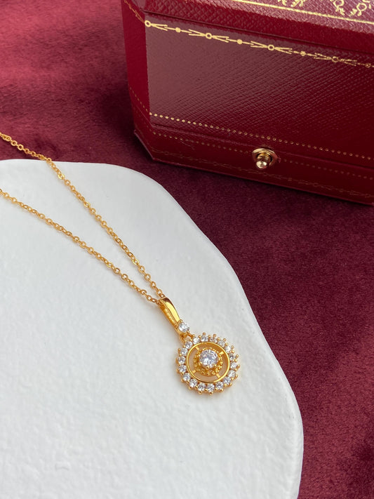Round Halo Necklace, Gold Circle Pendant, Dainty Shiny Zircon Necklace, Golden Retro Compass Jewellery, Luxury Elegant Clavicle Necklace