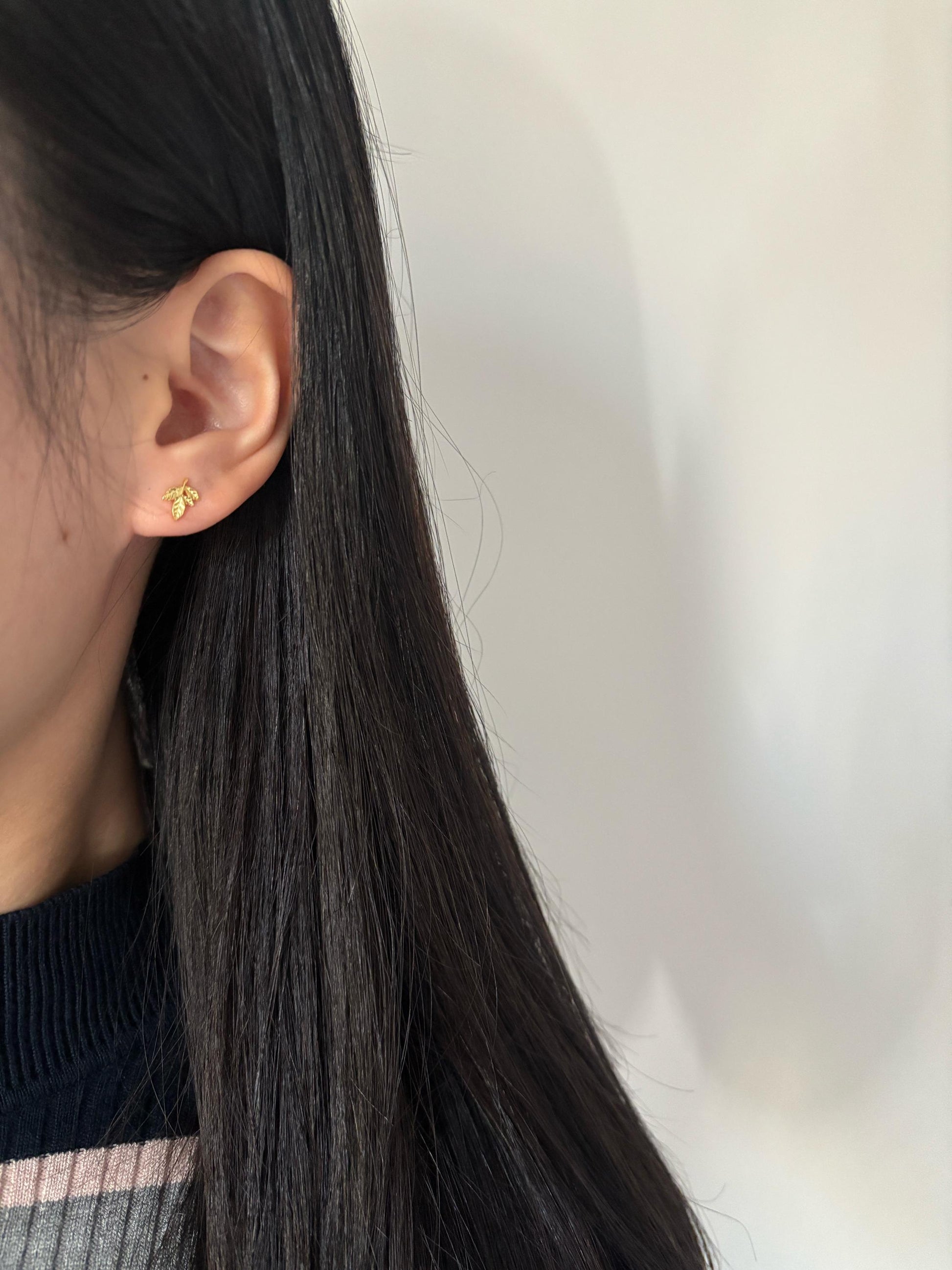 Lovely Cute Maple Leaf Stud Earrings, Retro Golden Maple Leaf Studs, Dainty Mini Minimalist Jewellery, Gold Plated Sterling Silver Jewelry