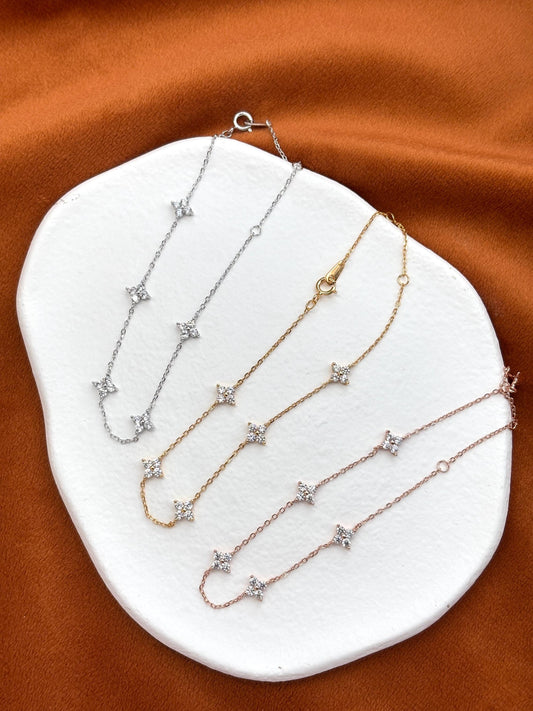 Shiny Silver Four Leaf Clover Bracelet, Golden Flower Charm Bracelet, Floral Star Gold Plated Silver Jewellery, Dainty Elegant Jewelry