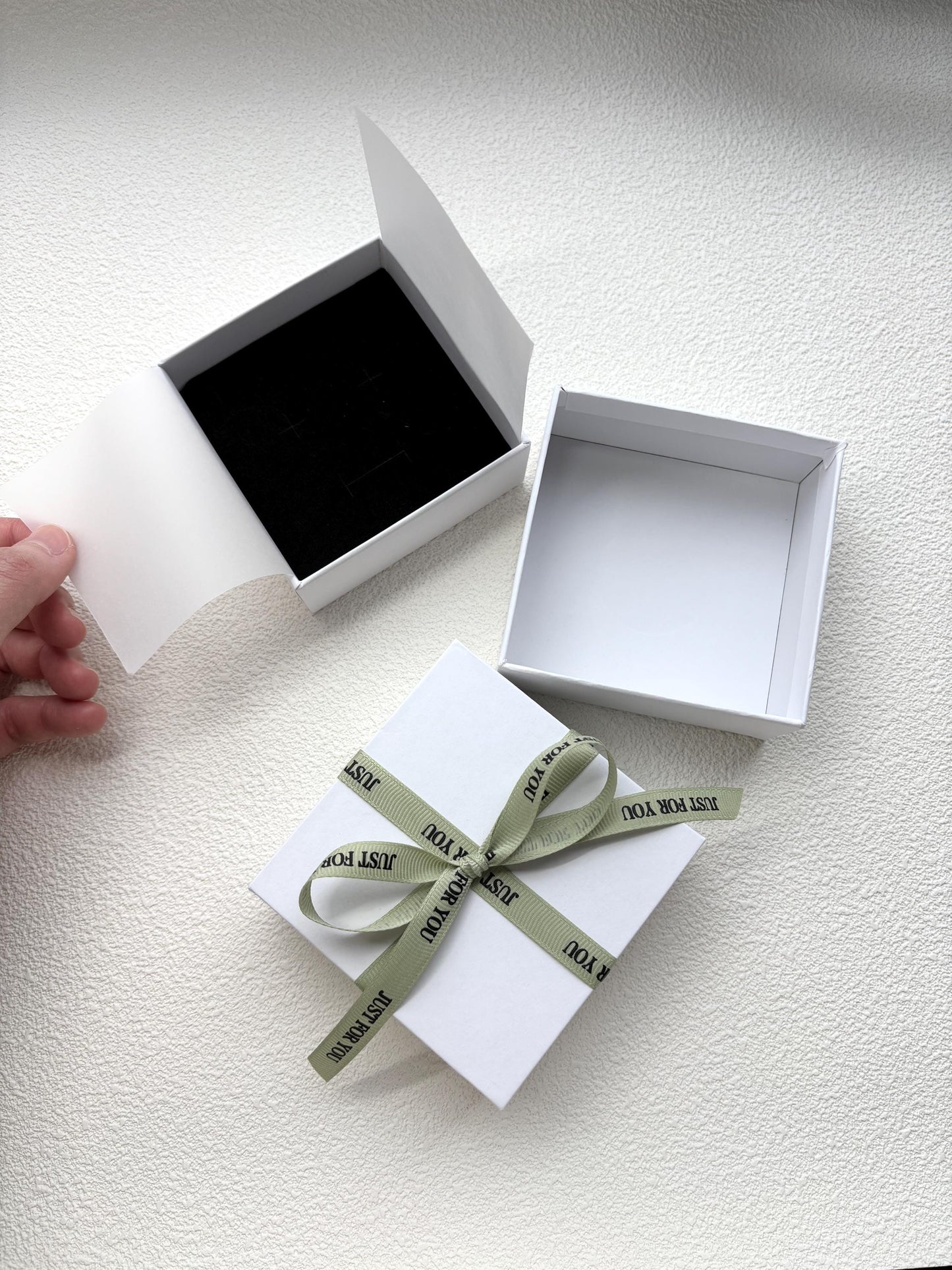 Jewellery Gift Boxes, High Quality Jewelry Gift Box With Ribbon For Earrings Bracelet, Luxury Padded Cardboard Velvet Necklace Box