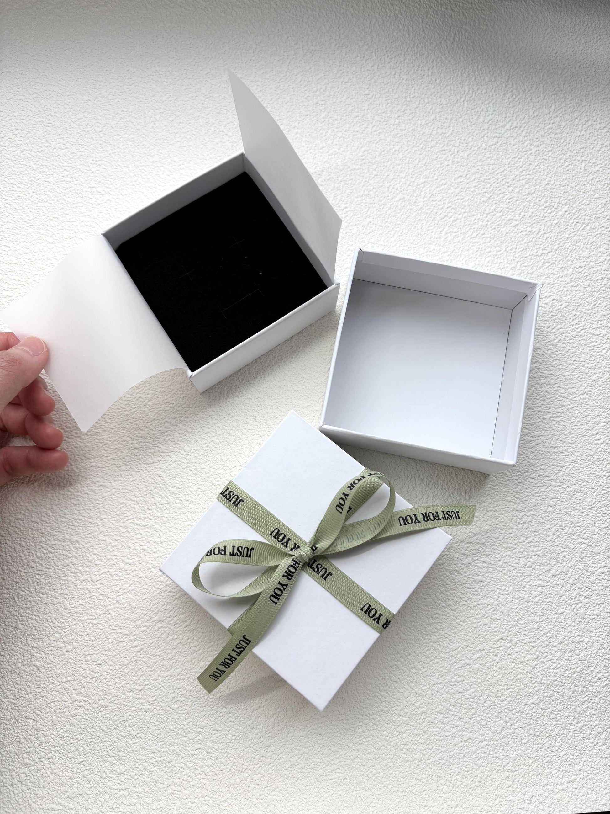 Jewellery Gift Boxes, High Quality Jewelry Gift Box With Ribbon For Earrings Bracelet, Luxury Padded Cardboard Velvet Necklace Box