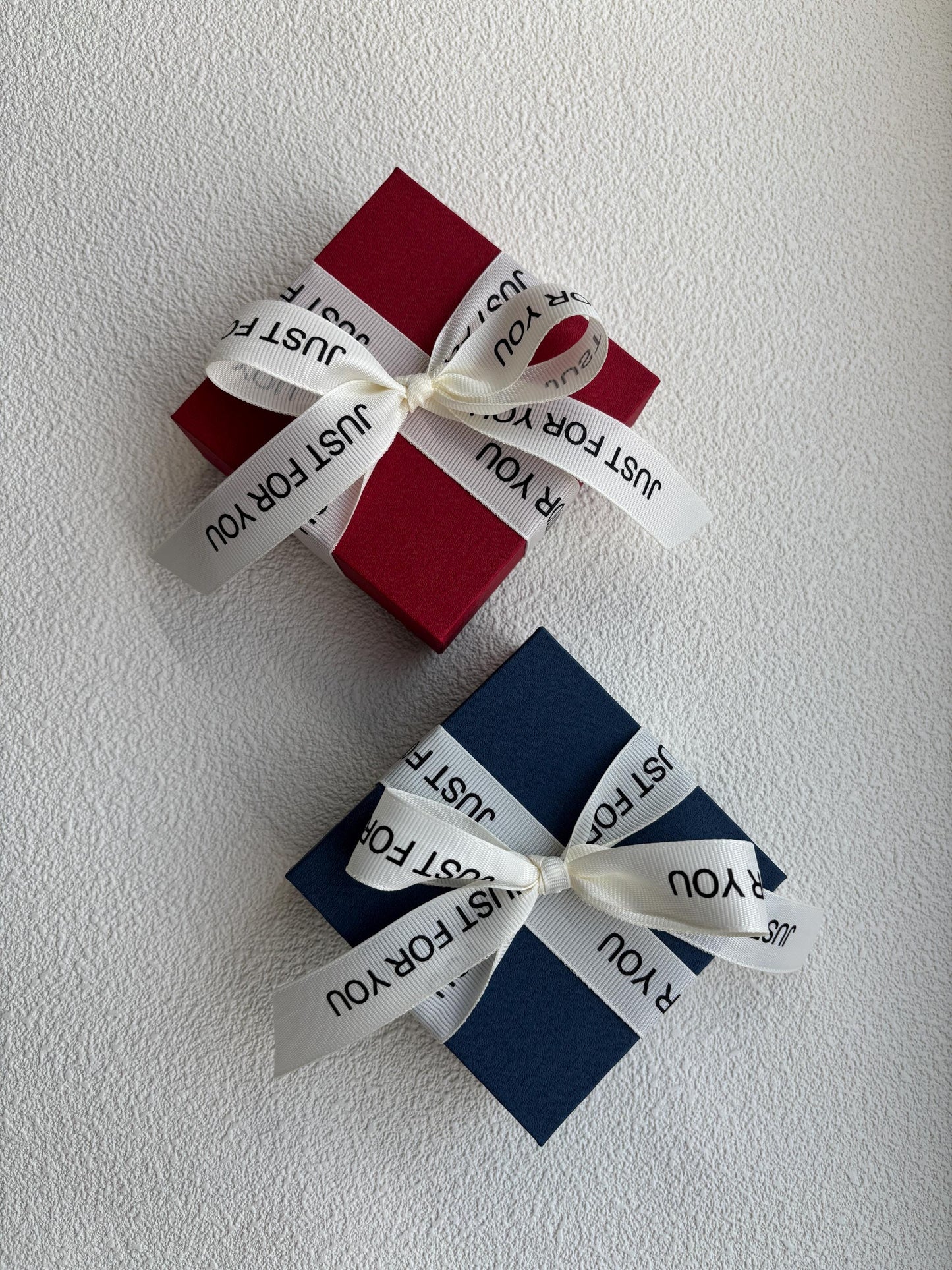 Red Blue Jewellery Gift Boxes, High Quality Jewelry Gift Box With Ribbon For Earrings Bracelet, Luxury Padded Cardboard Velvet Necklace Box