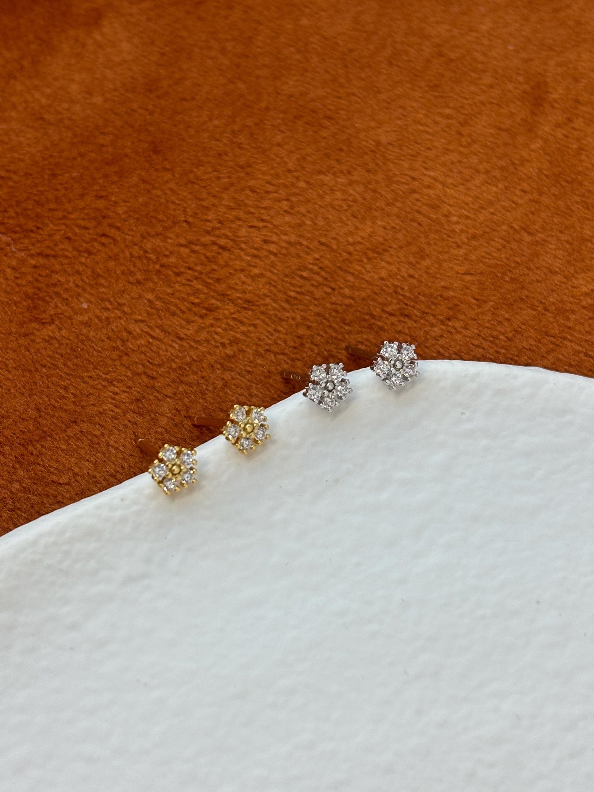 Mini Cute Zircon Flower Stud Earrings, Lovely Golden Five-petaled Flowers Studs, Dainty Elegant Basic Jewellery, Gold Plated Silver Jewelry
