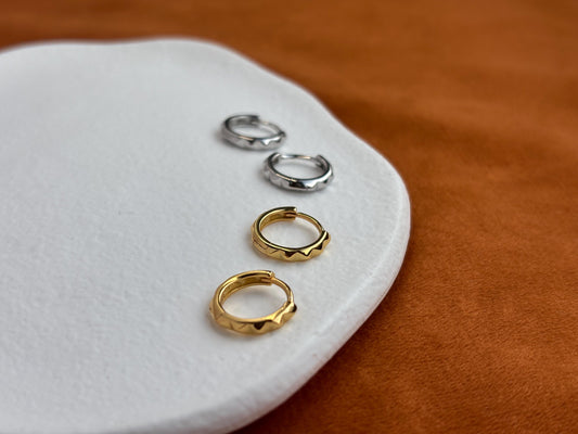 Silver Pyramid Hoop Earrings, Dainty Ridge Huggie, Golden Ribbed Minimalist Daily Basic Jewelry, 18K Gold Plated Sterling Silver Jewellery
