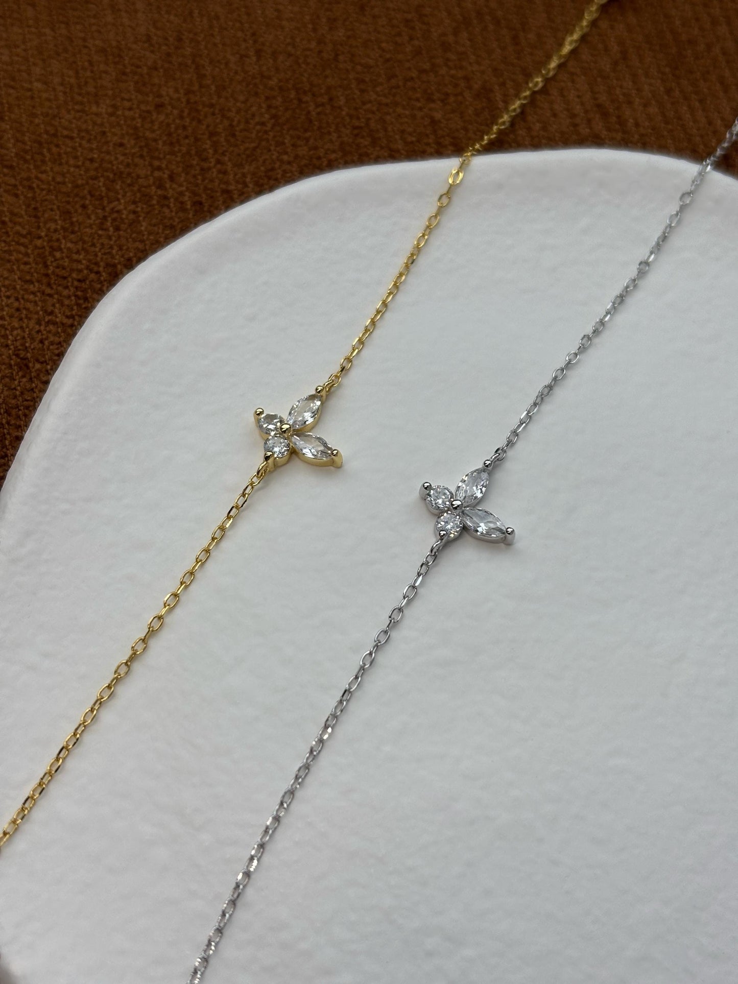 Dainty Butterfly Bracelet, Silver Floral Chain Bracelet, 14K Gold Plated Sterling Silver Flower Jewellery, Elegant Four Leaf Clover Jewelry