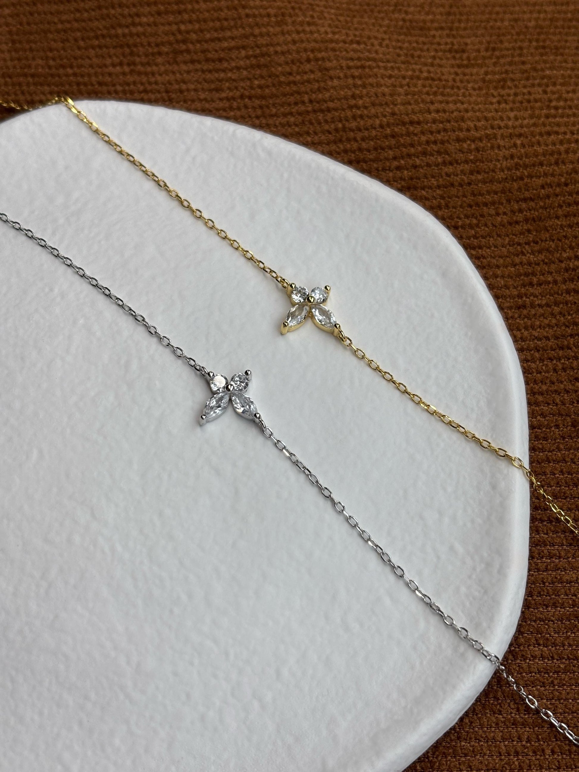 Dainty Butterfly Bracelet, Silver Floral Chain Bracelet, 14K Gold Plated Sterling Silver Flower Jewellery, Elegant Four Leaf Clover Jewelry