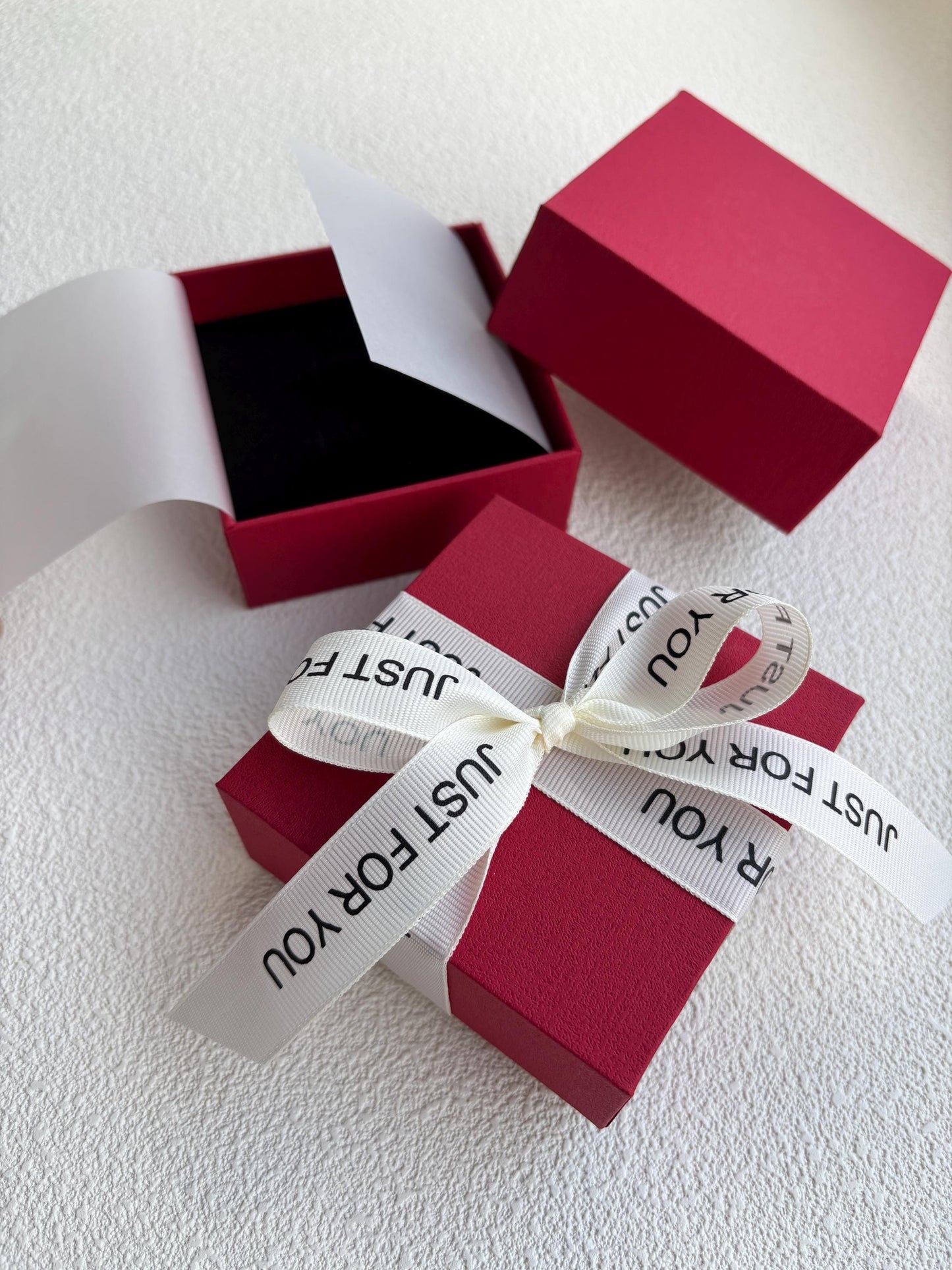 Cute Jewellery Gift Boxes, High Quality Jewelry Gift Box With Ribbon For Earrings Bracelet, Luxury Padded Cardboard Velvet Necklace Box