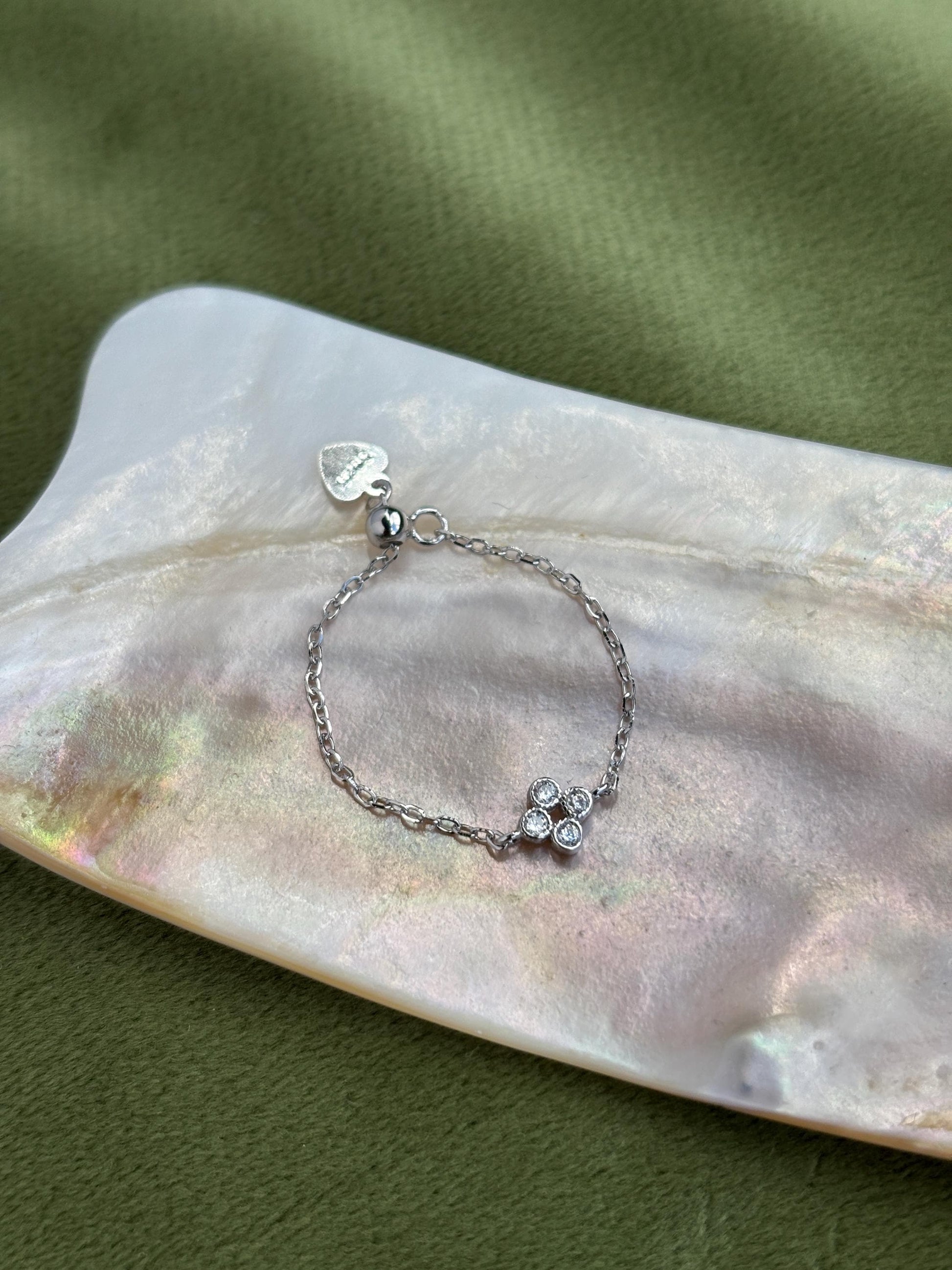 Dainty Silver Clover Ring