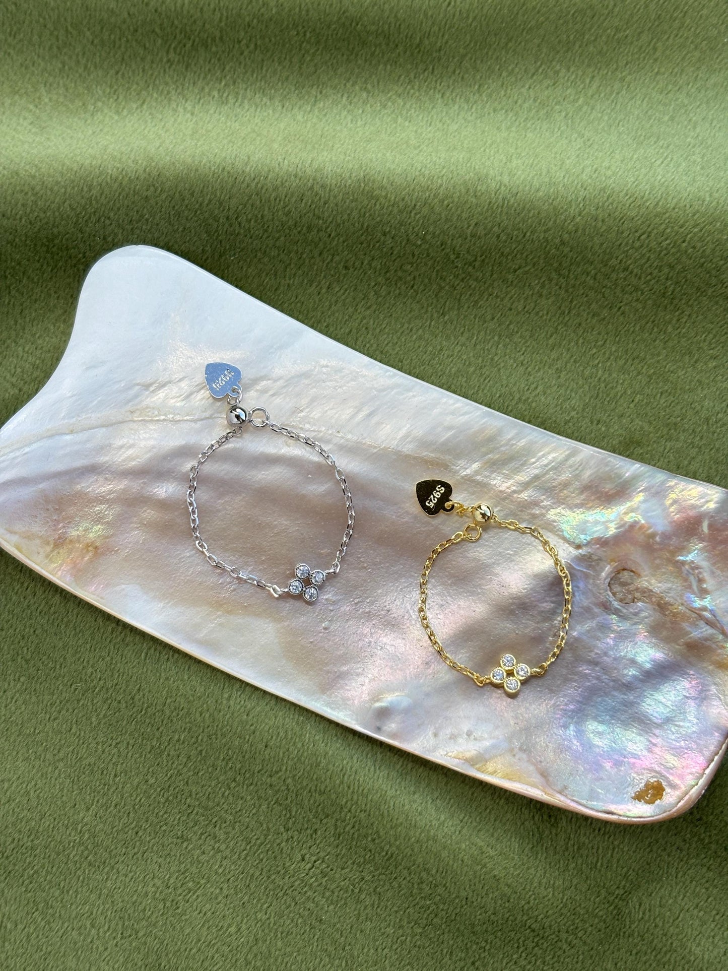 Dainty Silver Clover Ring