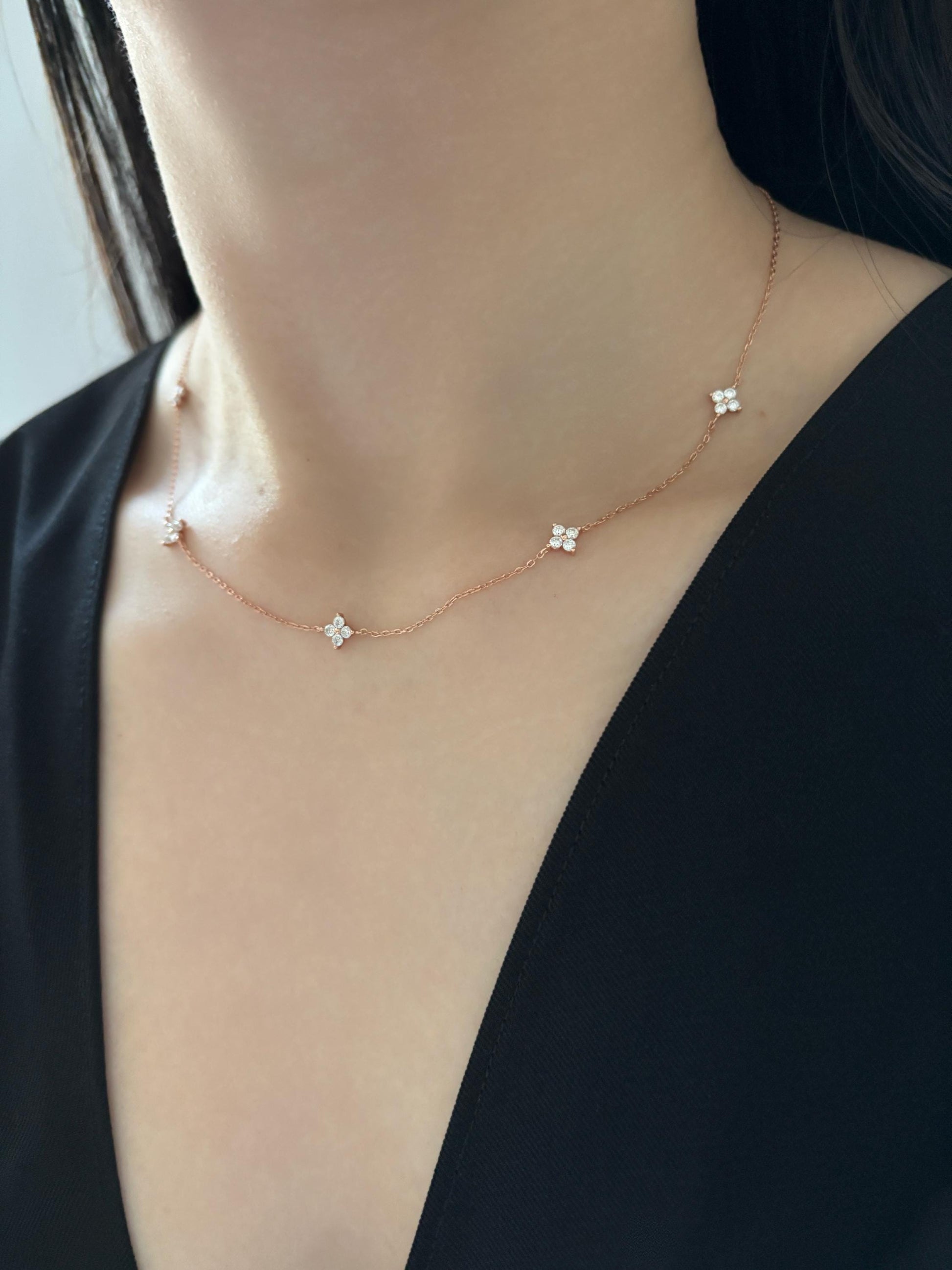 Silver Clover Necklace, Classic Golden Four Leaf Flower Charm Necklace, Floral Star Gold Plated 925 Silver Jewellery, Dainty Elegant Jewelry