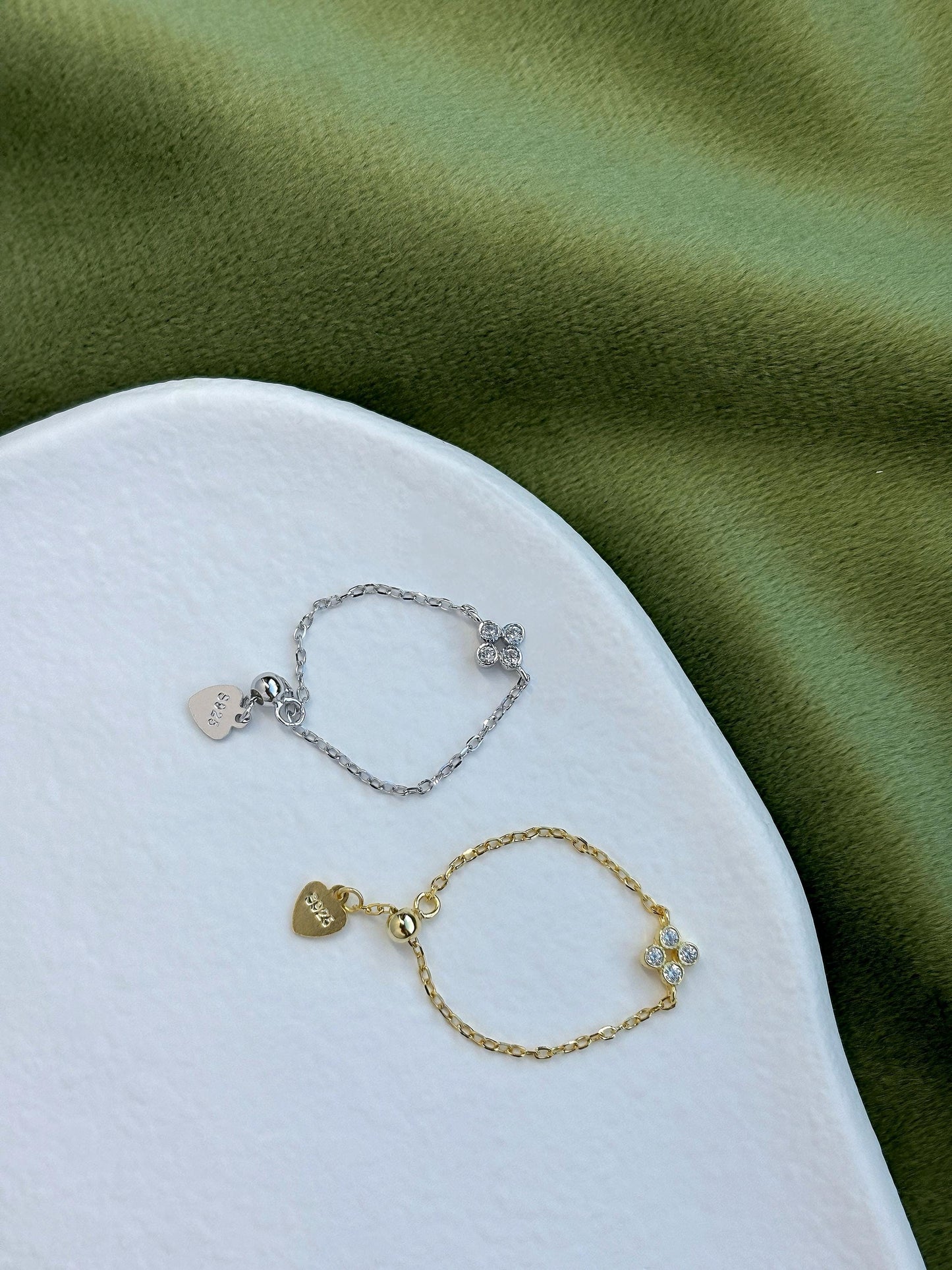 Dainty Silver Clover Ring