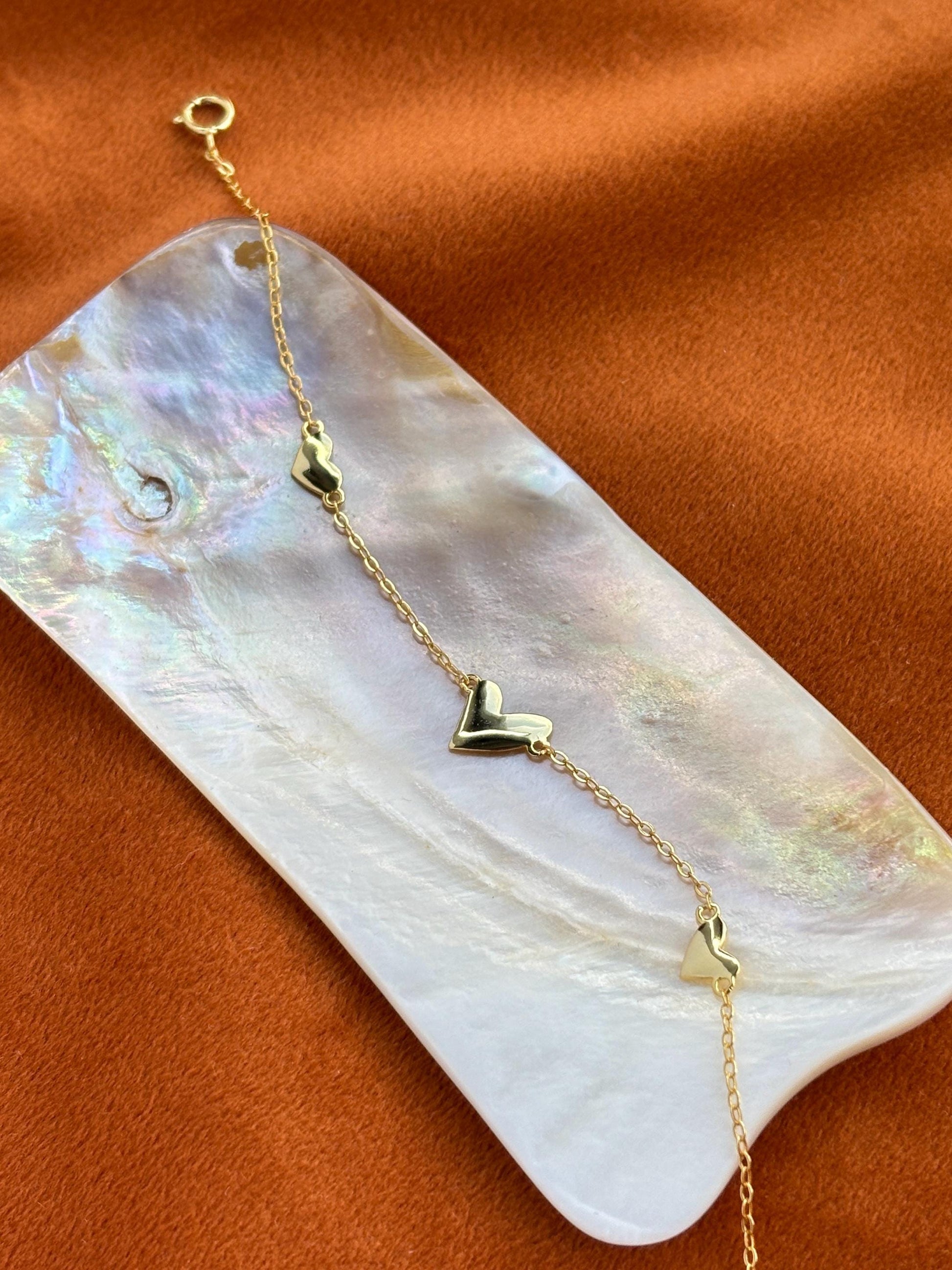 Cute Heart Shaped Bracelet, Silver Charm Bracelet, Golden Thin Chain Love Bracelet, Gold Plated 925 Silver Jewellery, Dainty Elegant Jewelry