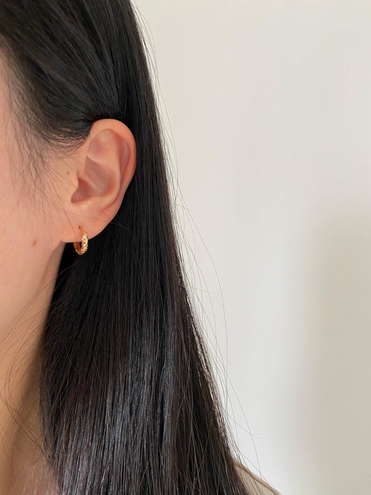 Dainty Silver Twist Hoops, Golden Spiral Earrings, Twisted Huggie Jewelry, Shiny Daily Basic Hoop, 18K Gold Plated Sterling Silver Jewellery