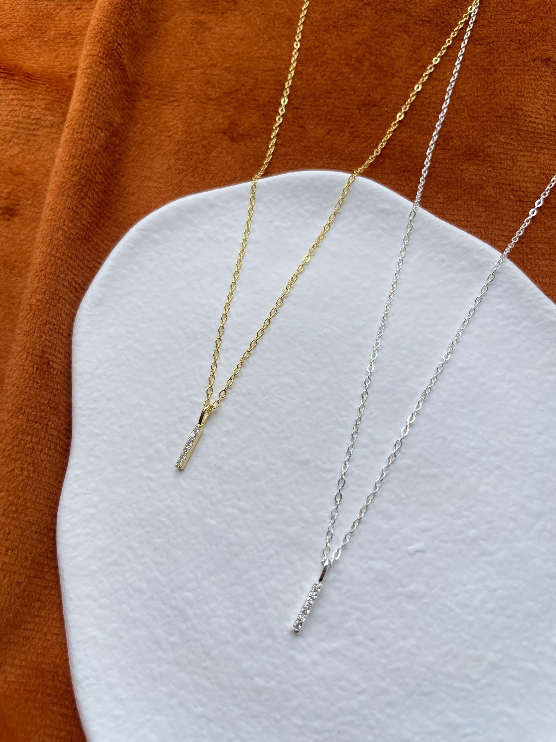 Basic Silver Bar Pendant Necklace, Golden Initial I Pendant Necklace, Minimalist Clavicle Necklace Jewellery, Dainty Everyday Daily Jewelry