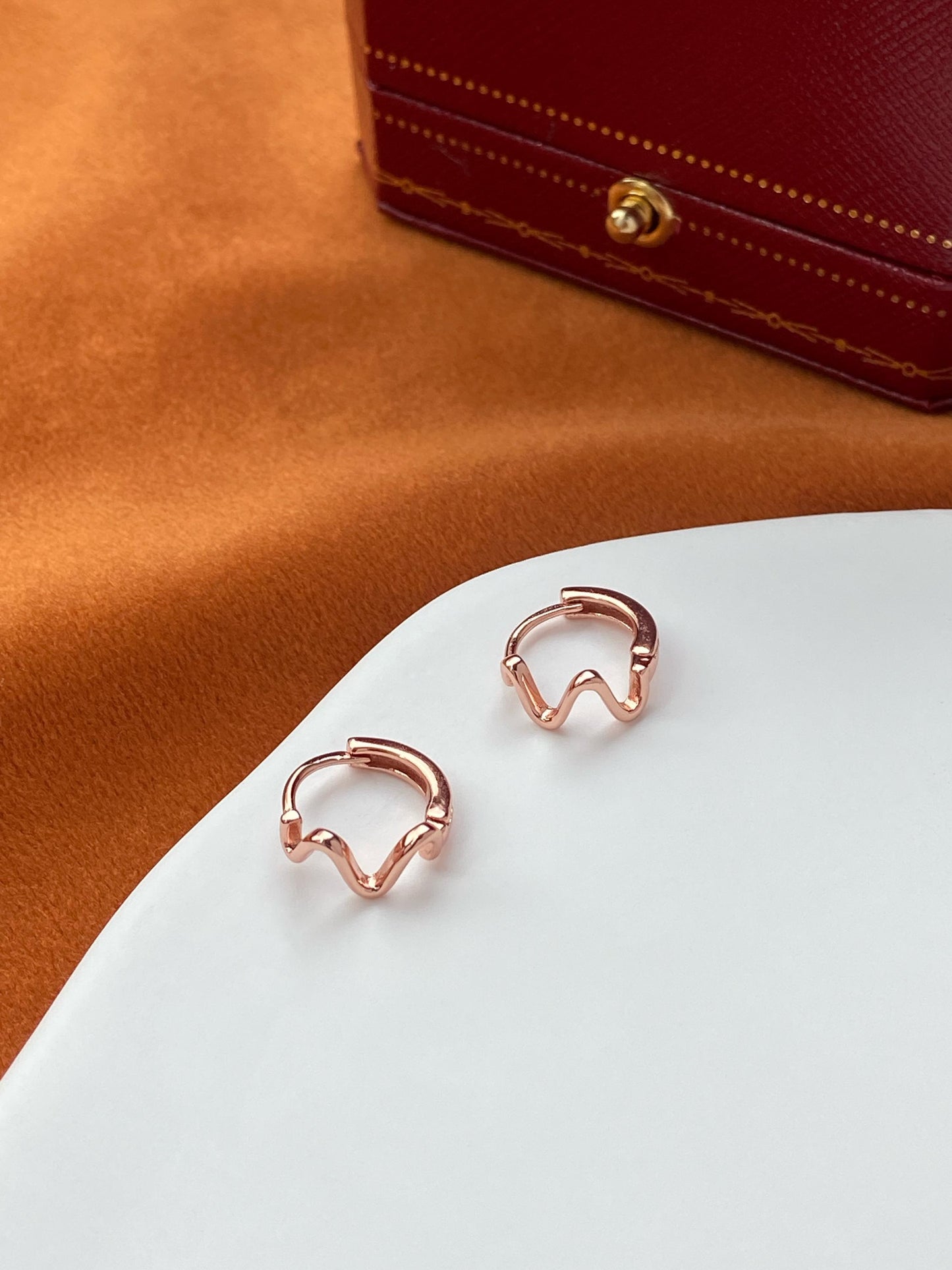 Abstract Wave Hoop Earrings, Geometric Wavy Hoops, Wiggle Huggie Jewelry, Daily Basic Crinkle Hoop, Gold Plated Sterling Silver Jewellery
