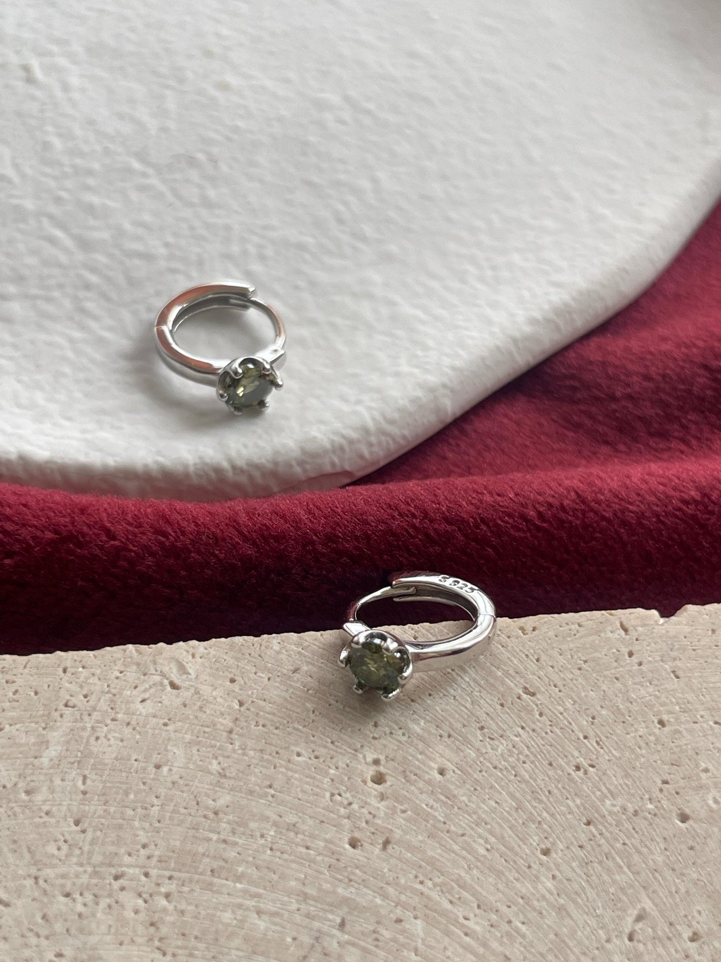 Retro Green Stone Huggie, Dainty Vintage Emerald Hoop Earrings, Green Zircon Hoops Jewelry, 18K Gold Plated 925 Sterling Silver Jewellery