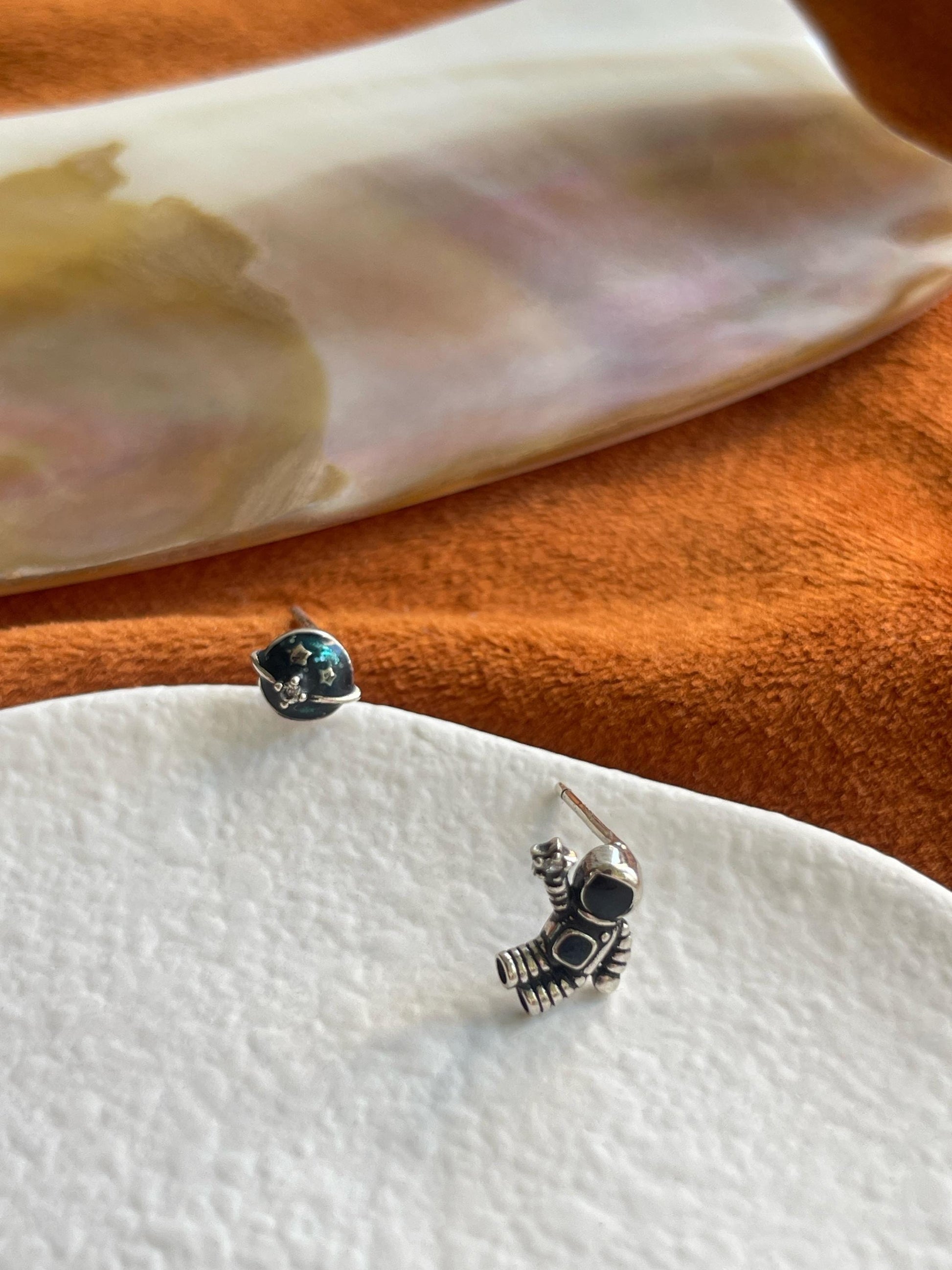 Astronaut & Planet Stud Earrings, Outer Space Galaxy Spaceman Studs, Cute Asymmetrical Animated Saturn Star Jewellery, Silver Enamel Jewelry