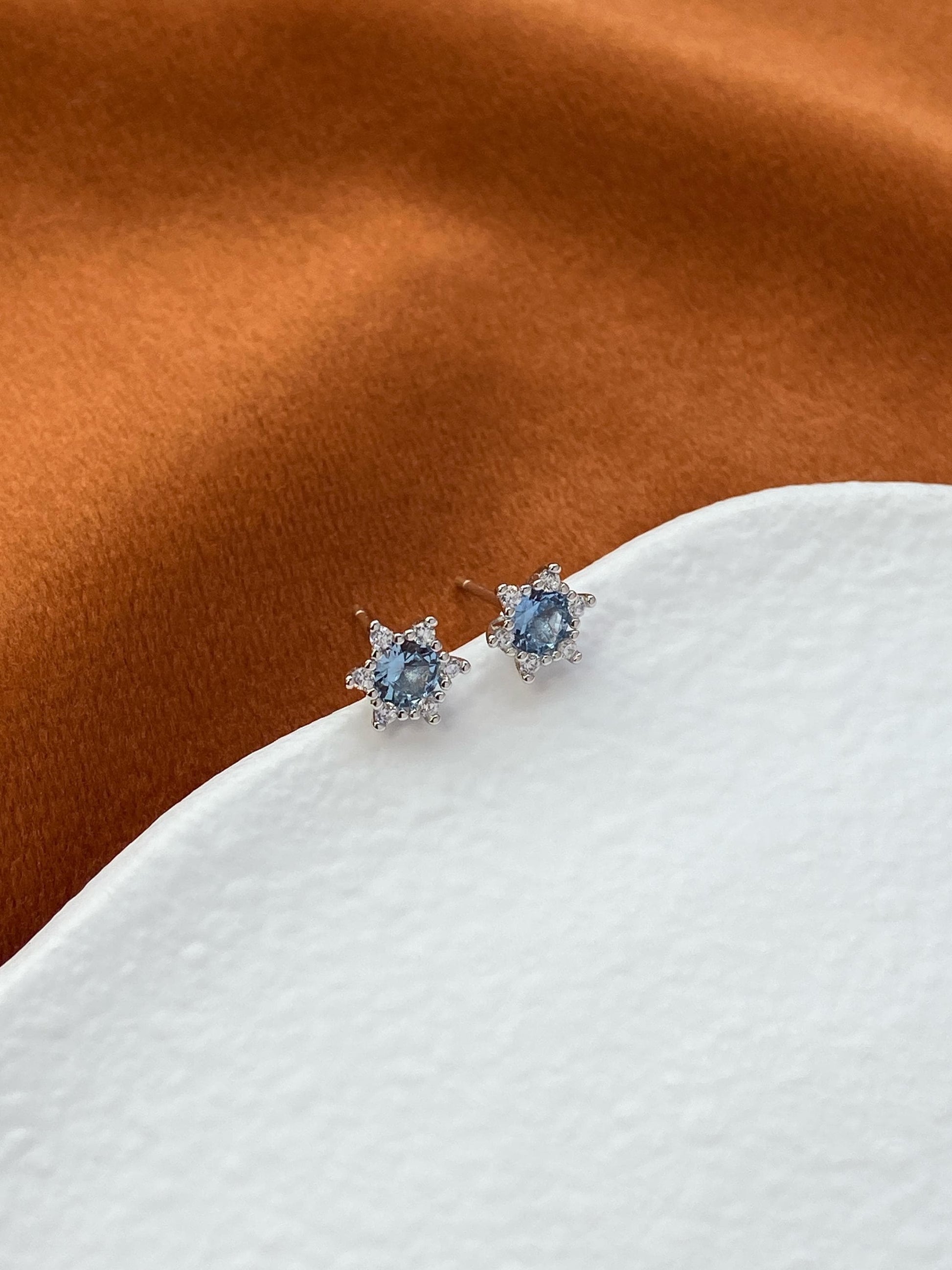 Mini Blue Star Stud Earrings, Cute Blue Snowflake Gemstone Earrings, Small Shiny Sapphire Jewelry, Sterling Silver Zircon Studs Jewellery